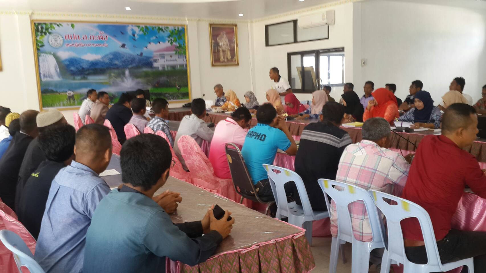 พช.ปัตตานี ขับเคลื่อนโครงการพัฒนาศักยภาพกองทุนแม่ของแผ่นดินในพื้นที่ อ.กะพ้อและ อ.ทุ่งยางแดง จังหวัดปัตตานี กิจกรรมประชุมเครือข่ายกองทุนแม่ของแผ่นดินสัญจร