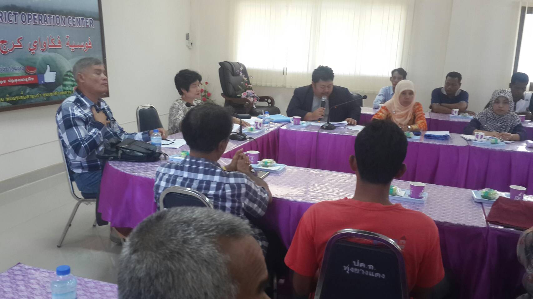 พช.ปัตตานี ขับเคลื่อนโครงการพัฒนาศักยภาพกองทุนแม่ของแผ่นดินในพื้นที่ อ.กะพ้อและ อ.ทุ่งยางแดง จังหวัดปัตตานี กิจกรรมประชุมเครือข่ายกองทุนแม่ของแผ่นดินสัญจร