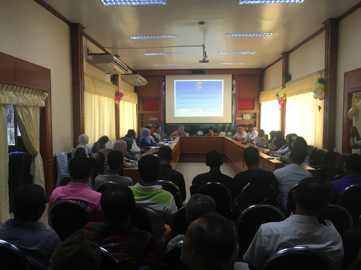พช.ปัตตานี ขับเคลื่อนโครงการพัฒนาศักยภาพกองทุนแม่ของแผ่นดินในพื้นที่ อ.มายอ จังหวัดปัตตานี กิจกรรมประชุมเครือข่ายกองทุนแม่ของแผ่นดินสัญจร