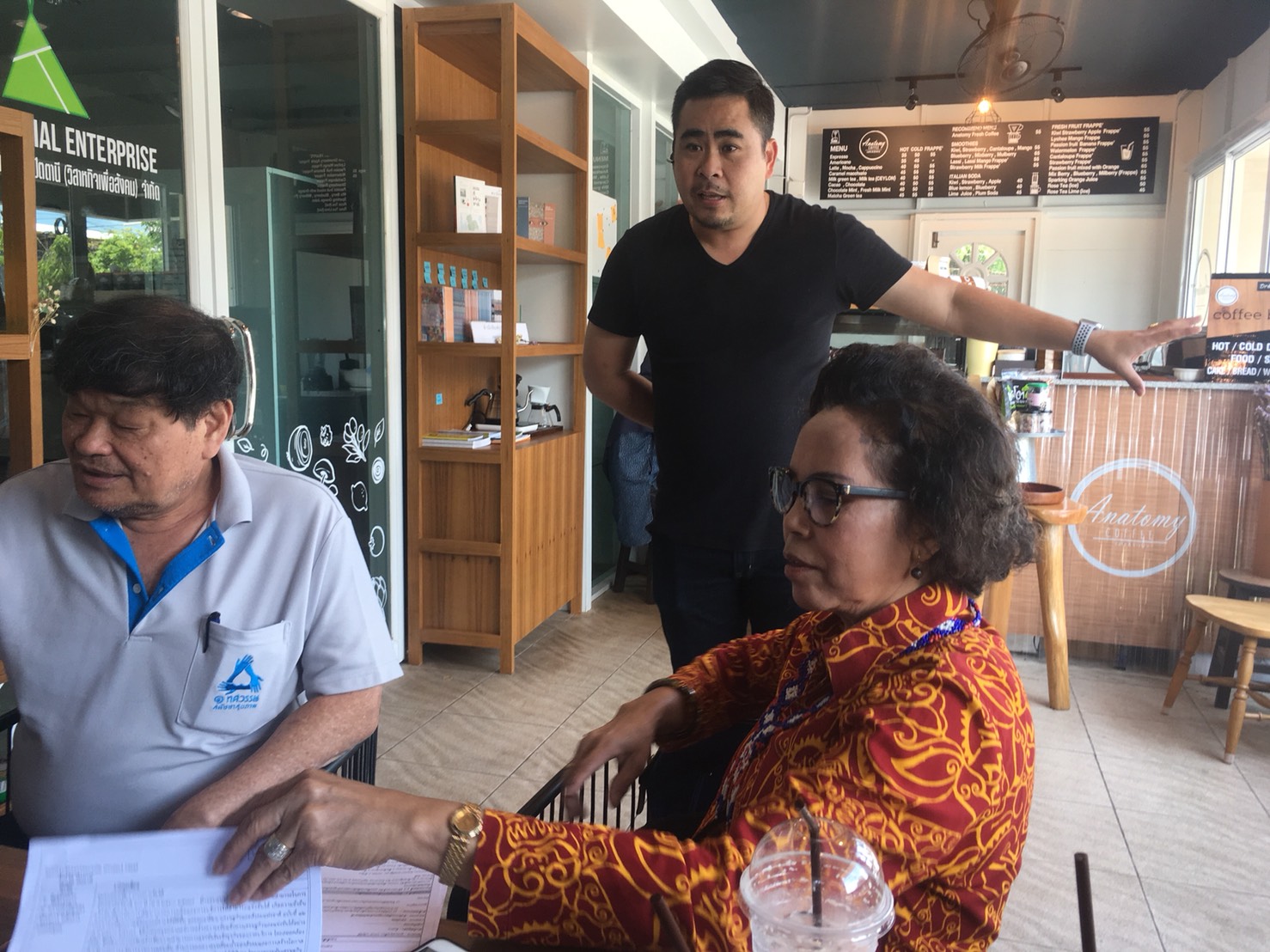 พช.ปัตตานี ร่วมต้อนรับนางปราณี รัตนประยูร ผู้ตรวจราชการกรมการพัฒนาชุมชน เขตตรวจที่ 8 และ ดร.ปรีดี โชติช่วง ติดตามผลการปฏิบัติงานฯ