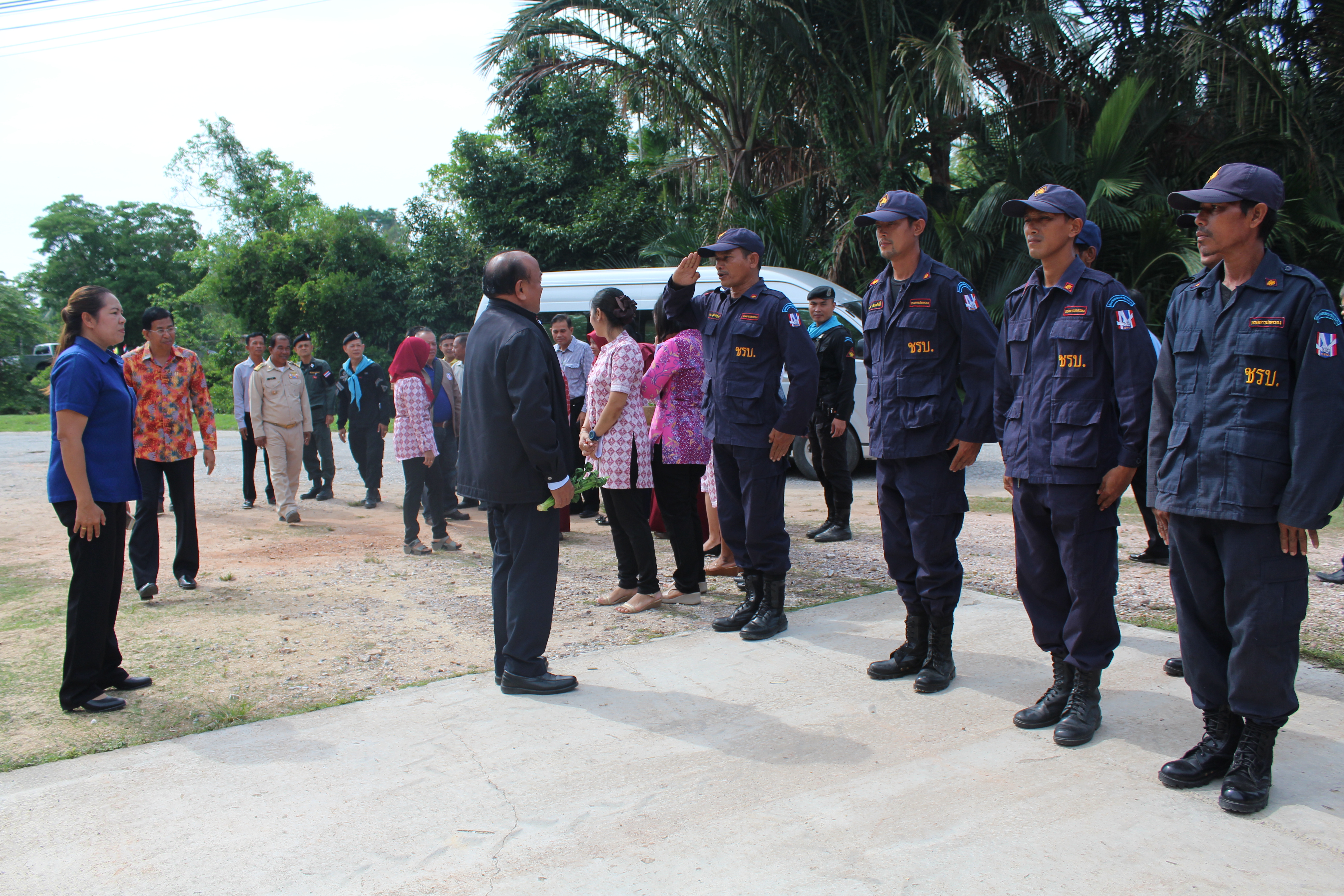 พช.ปัตตานี ลงพื้นที่ อ.แม่ลาน เพื่อตรวจเยี่ยมผลการดำเนินงานฯ และคัดสรรพื้นที่เป้าหมายฯ ดีเด่น ปี 2561