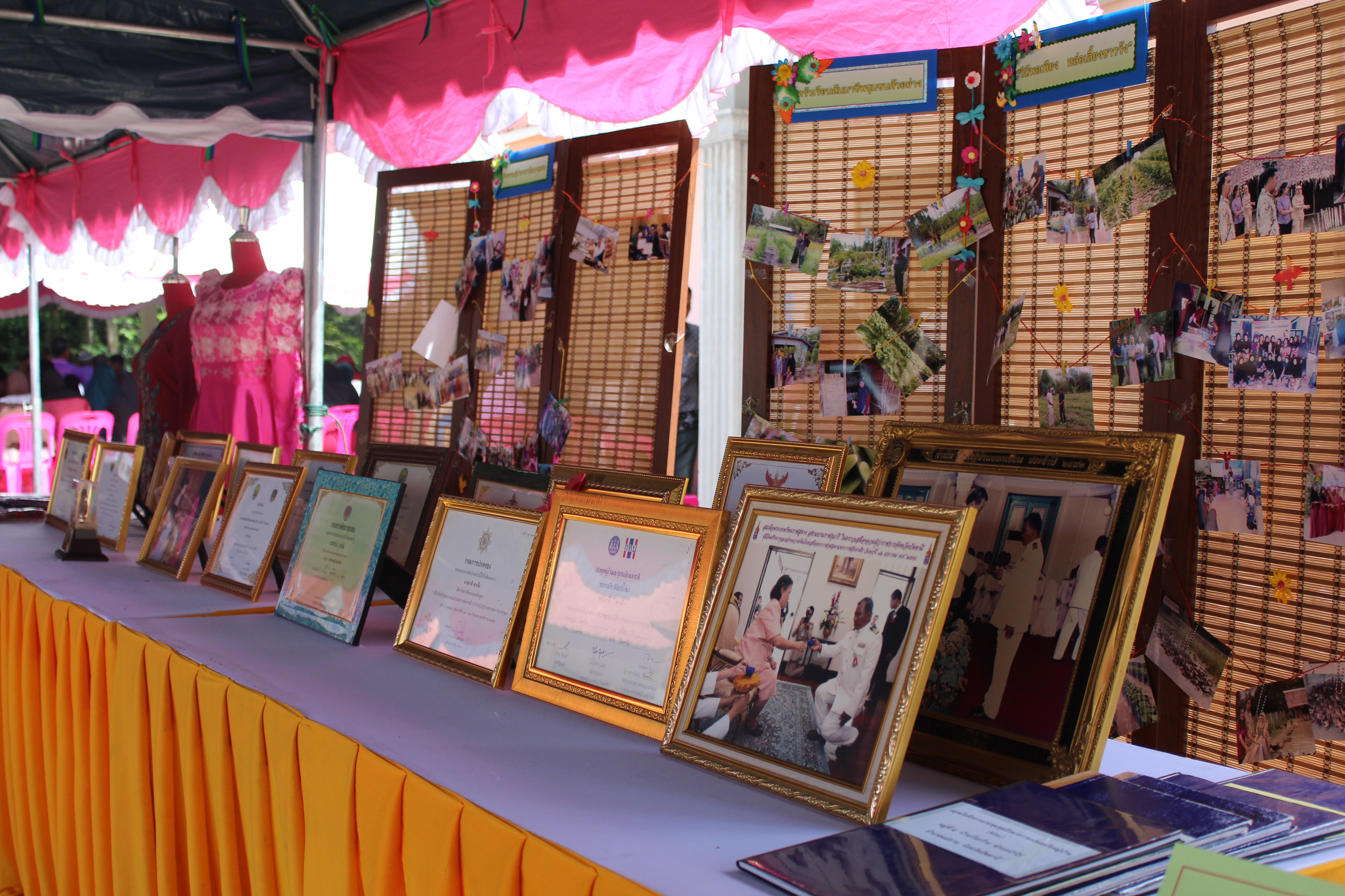 พช.ปัตตานี ลงพื้นที่ อ.แม่ลาน เพื่อตรวจเยี่ยมผลการดำเนินงานฯ และคัดสรรพื้นที่เป้าหมายฯ ดีเด่น ปี 2561