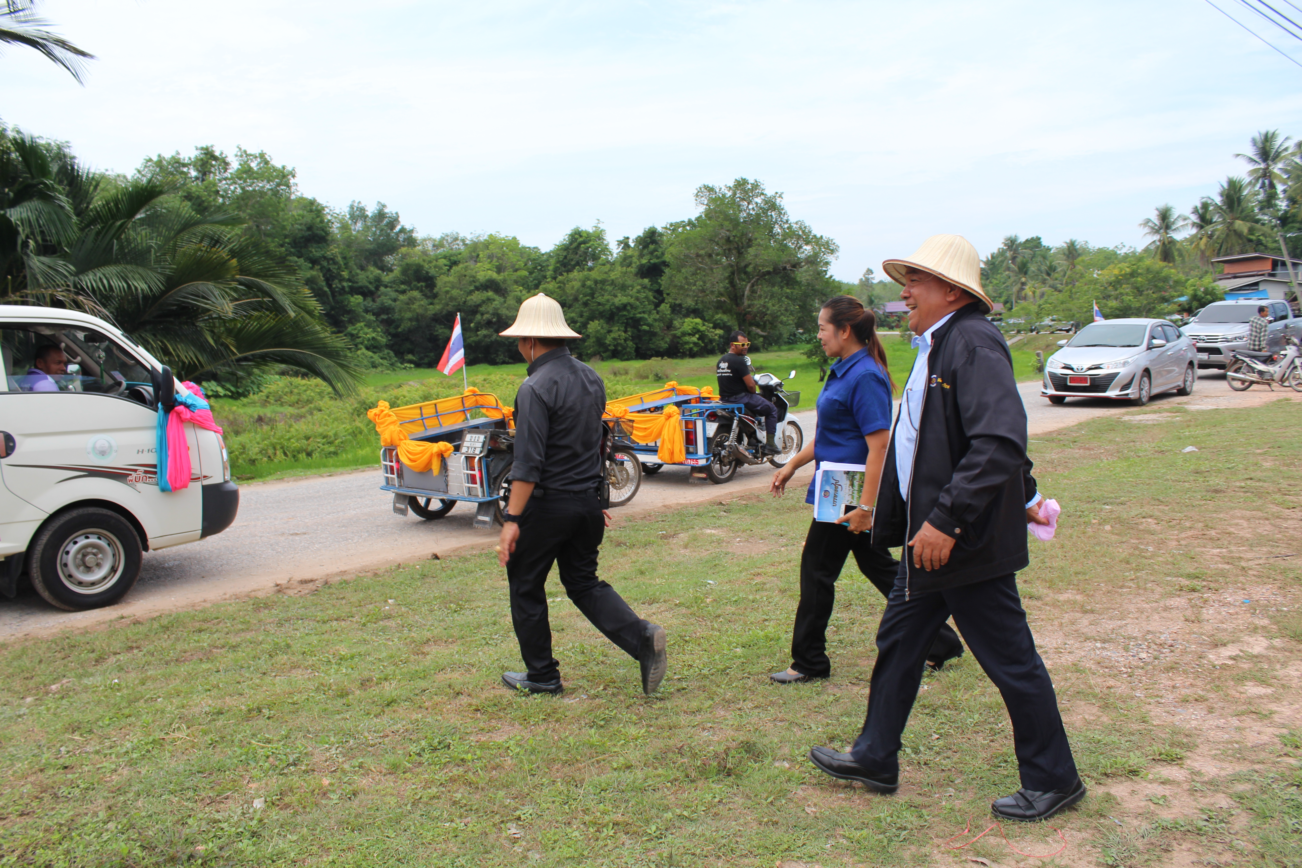 พช.ปัตตานี ลงพื้นที่ อ.แม่ลาน เพื่อตรวจเยี่ยมผลการดำเนินงานฯ และคัดสรรพื้นที่เป้าหมายฯ ดีเด่น ปี 2561