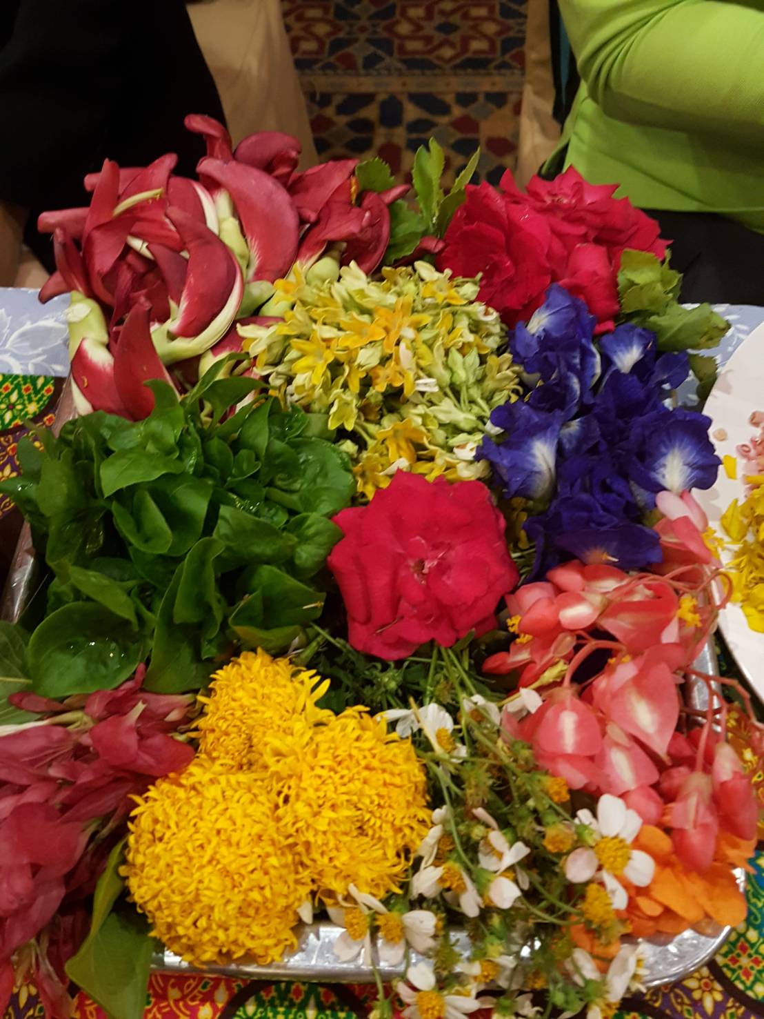 พช.ปัตตานี ร่วมเวทีสานพลังประชารัฐปัตตานีขับเคลื่อนเศรษฐกิจและสังคม (เวทีเสวนาสมุนไพรและแปรรูป)