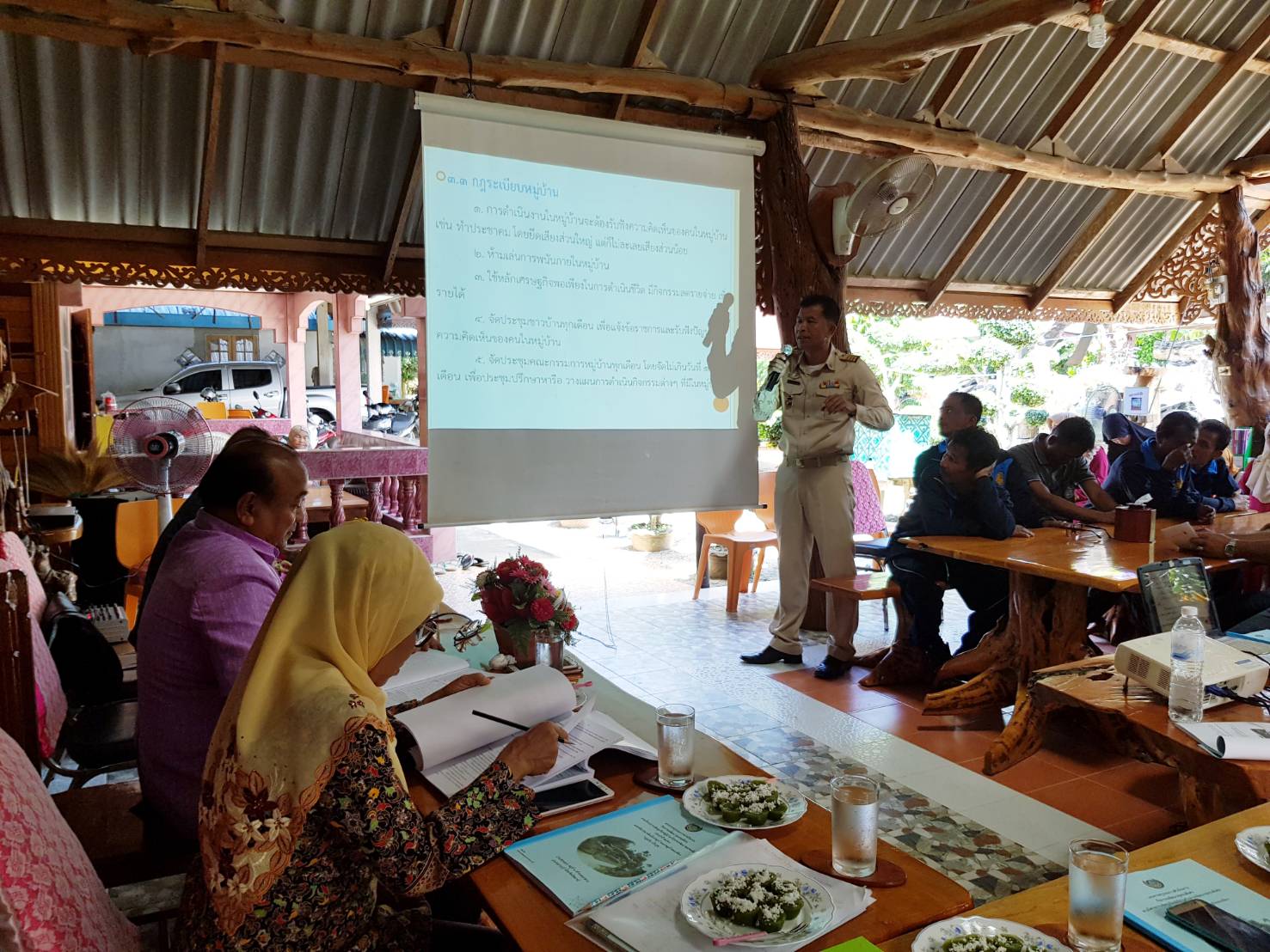 พช.ปัตตานี ลงพื้นที่ อ.สายบุรี เพื่อตรวจเยี่ยมผลการดำเนินงานฯ และคัดสรรพื้นที่เป้าหมายฯ ดีเด่น ปี 2561