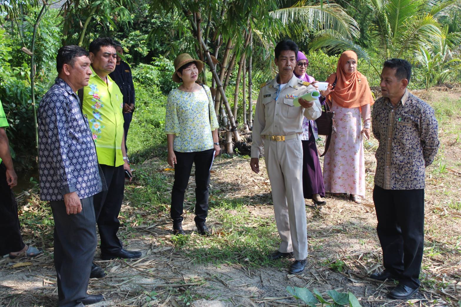 พช.ปัตตานี ลงพื้นที่ อ.กะพ้อ เพื่อตรวจเยี่ยมผลการดำเนินงานฯ และคัดสรรพื้นที่เป้าหมายฯ ดีเด่น ปี 2561