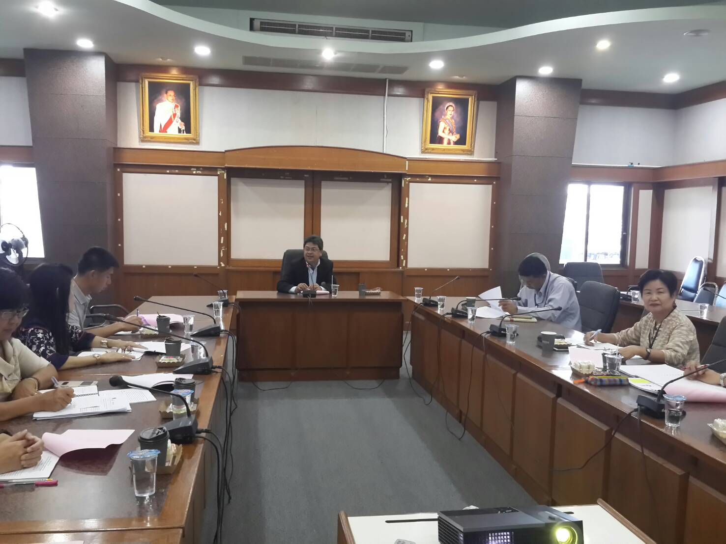 ประชุมคณะทำงานขับเคลื่อนและสนับสนุนการดำเนินงานตามกรอบการใช้ประโยชน์โครงการอนุรักษ์พันธุ์พืชอันเนื่องมาจากพระราชดำริฯ