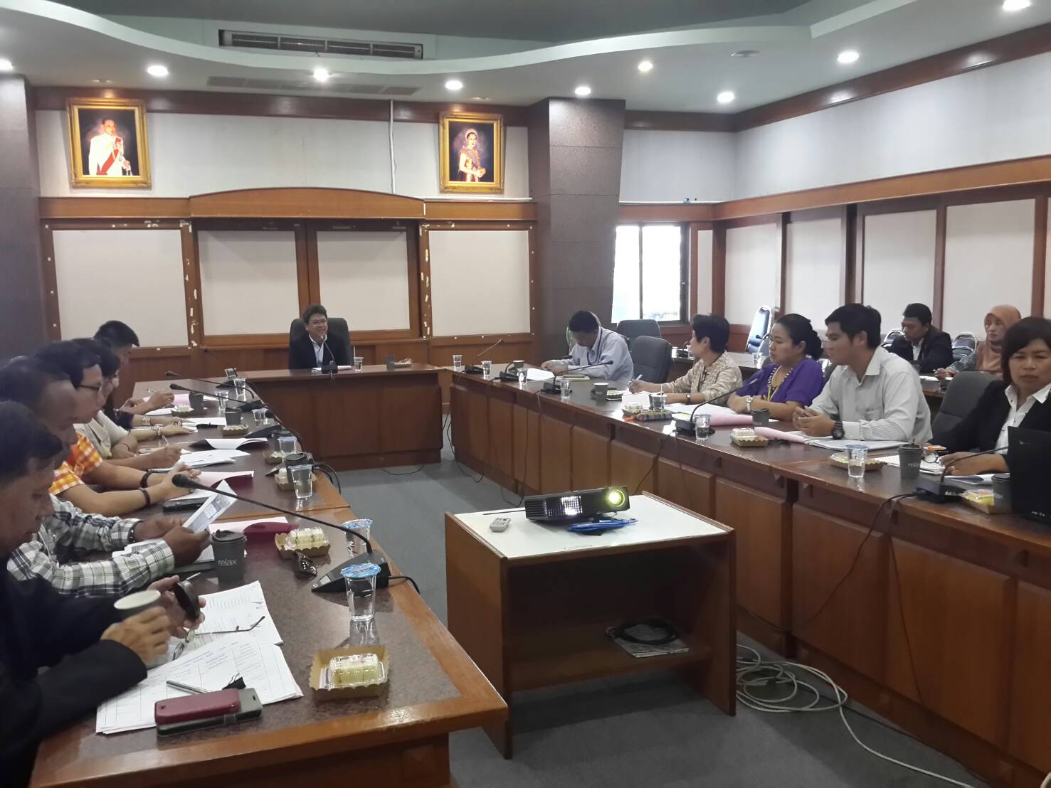 ประชุมคณะทำงานขับเคลื่อนและสนับสนุนการดำเนินงานตามกรอบการใช้ประโยชน์โครงการอนุรักษ์พันธุ์พืชอันเนื่องมาจากพระราชดำริฯ