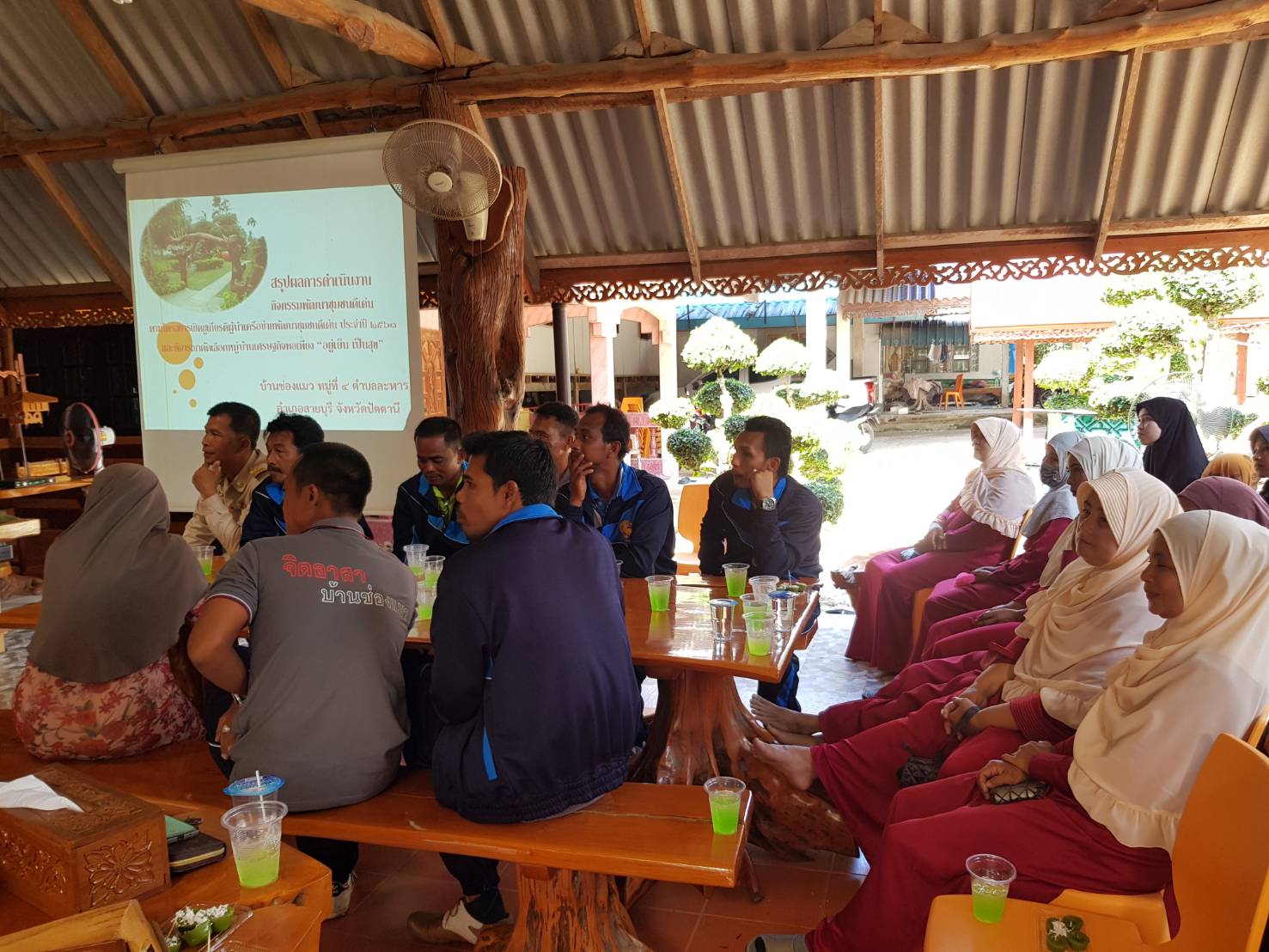 พช.ปัตตานี ลงพื้นที่ อ.สายบุรี เพื่อตรวจเยี่ยมผลการดำเนินงานฯ และคัดสรรพื้นที่เป้าหมายฯ ดีเด่น ปี 2561