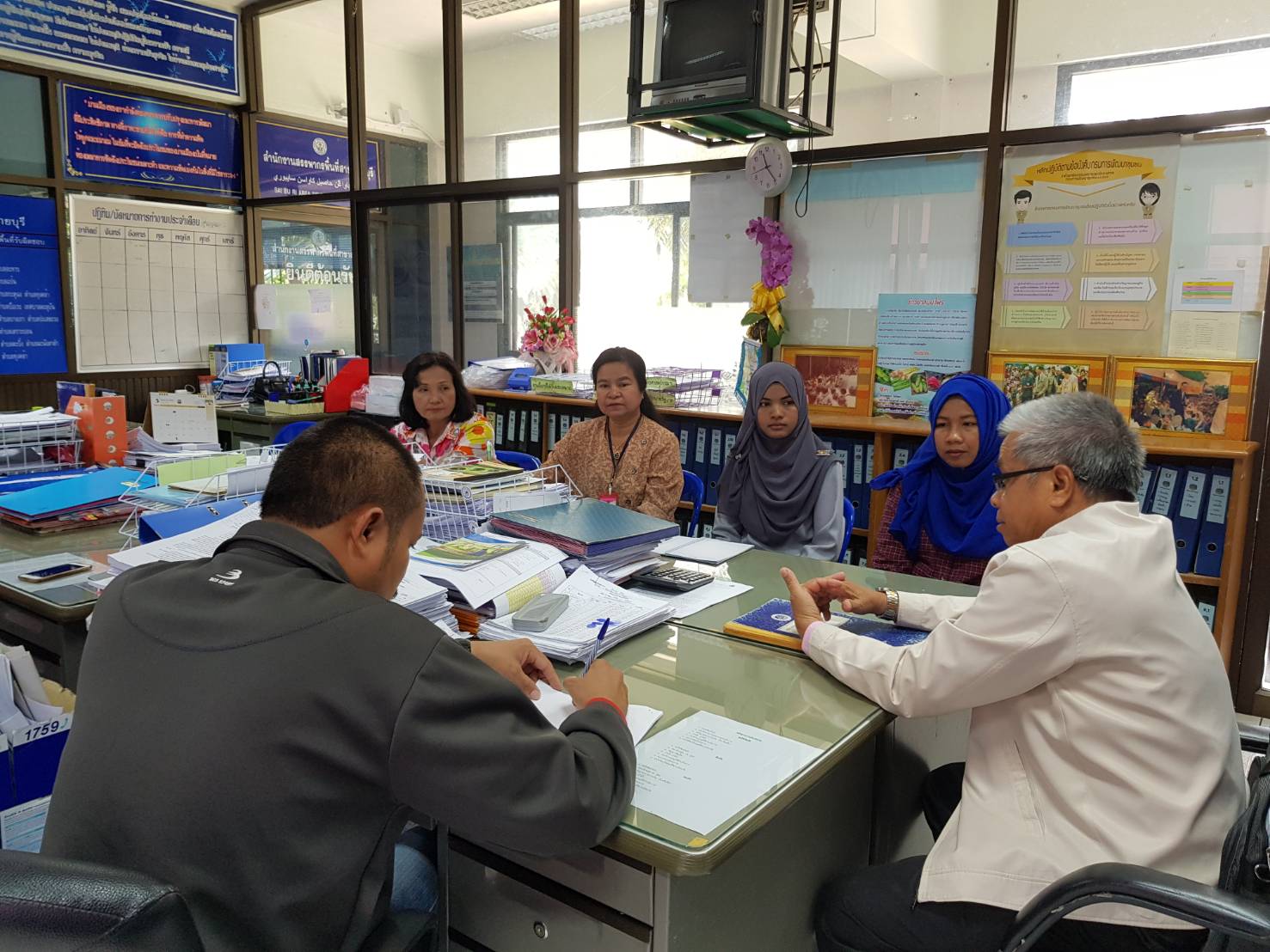 พช.ปัตตานี ลงพื้นที่อำเภอสายบุรี ติดตามและนิเทศงานตามยุทธศาสตร์กรมฯ/จังหวัด ประจำปีงบประมาณ พ.ศ. 2561