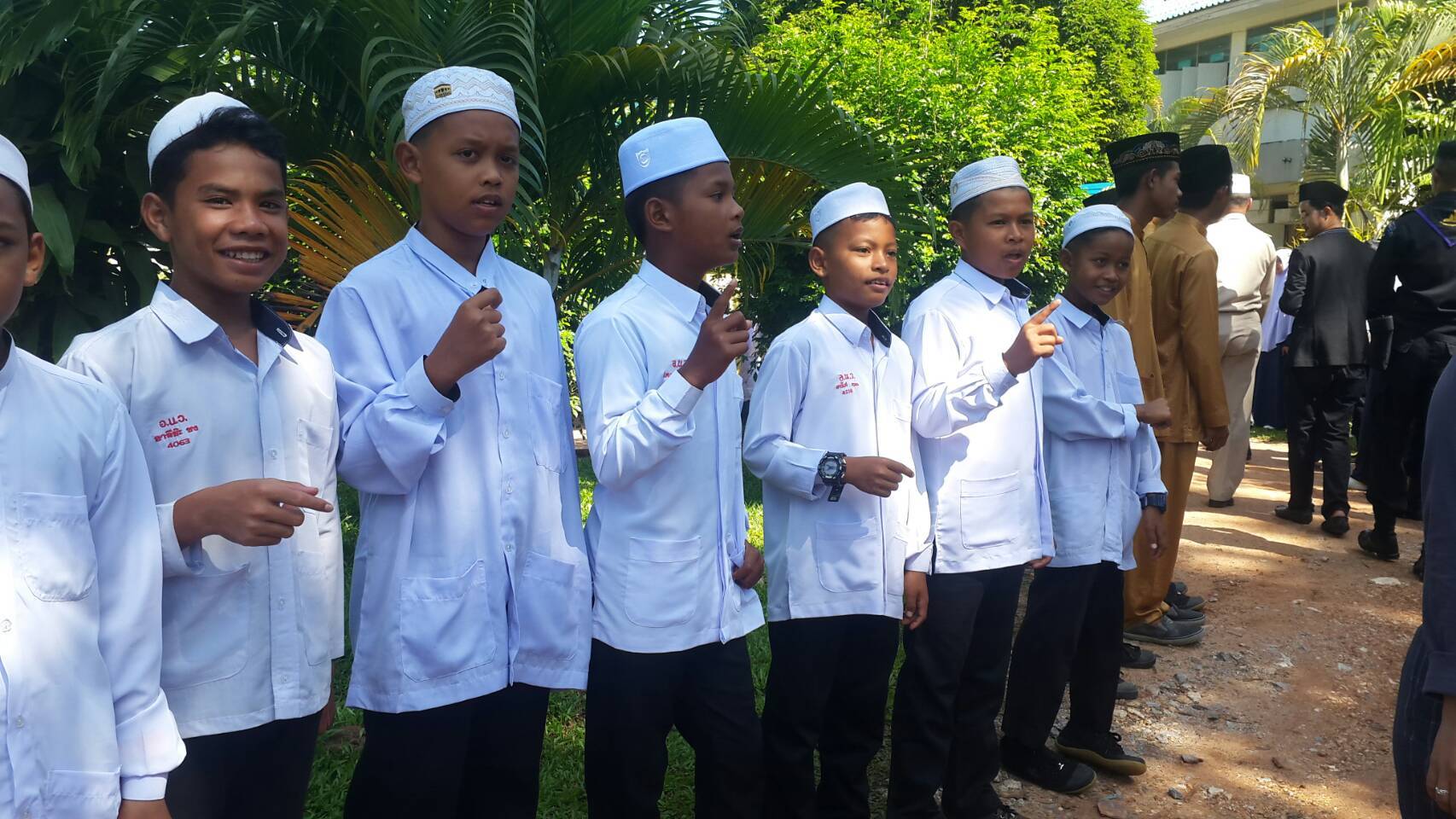 ร่วมต้อนรับคณะกรรมการระดับประเทศ ในการตรวจเยี่ยมและให้คะแนนชมรม TO BE NUMBER ONE  ที่ผ่านการคัดเลือกในระดับภาคใต้