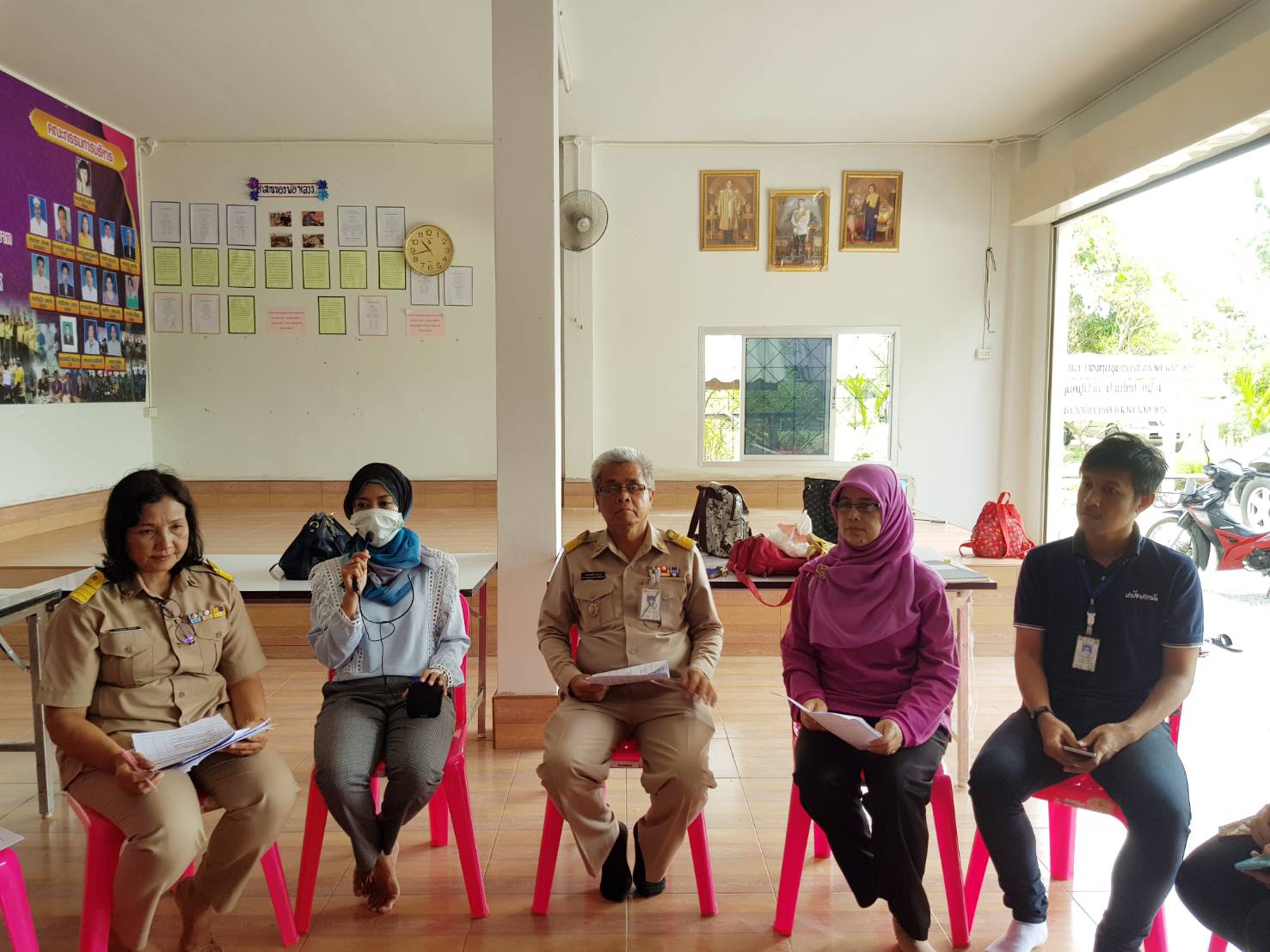 พช.ปัตตานี ลงพื้นที่ติดตามเตรียมความพร้อมโครงการประกวดหมู่บ้านสารสนเทศดีเด่นเพื่อพัฒนาเศรษฐกิจชุมชนและคุณภาพชีวิต ระดับจังหวัด