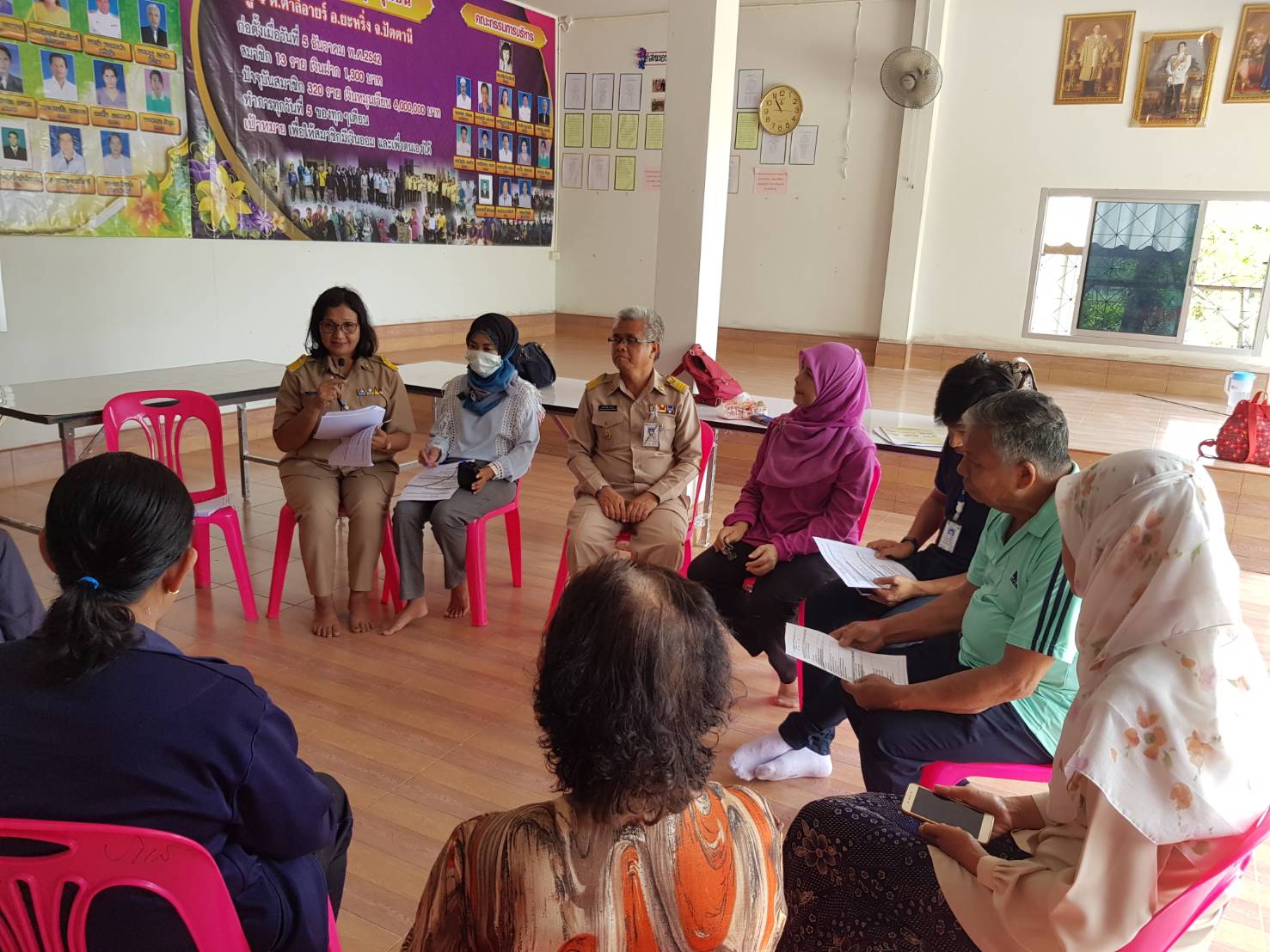 พช.ปัตตานี ลงพื้นที่ติดตามเตรียมความพร้อมโครงการประกวดหมู่บ้านสารสนเทศดีเด่นเพื่อพัฒนาเศรษฐกิจชุมชนและคุณภาพชีวิต ระดับจังหวัด