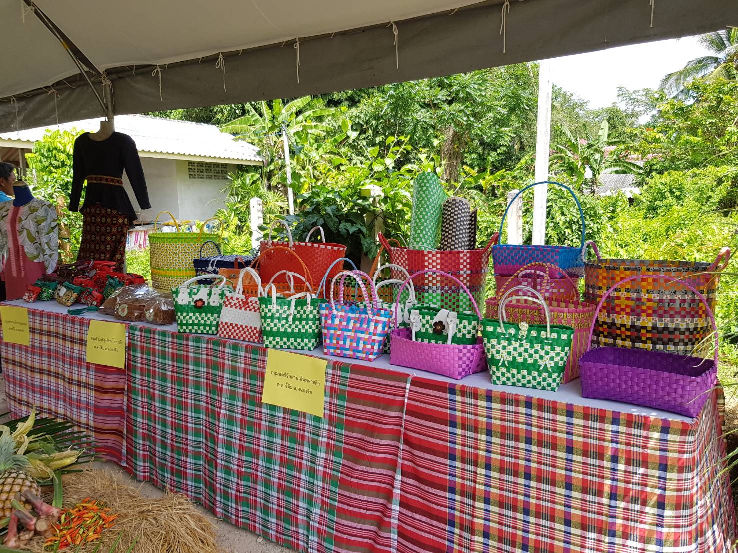 พช.ปัตตานี ลงพื้นที่ อ.หนองจิก เพื่อตรวจเยี่ยมผลการดำเนินงานฯ และคัดสรรพื้นที่เป้าหมายฯ ดีเด่น ปี 2561