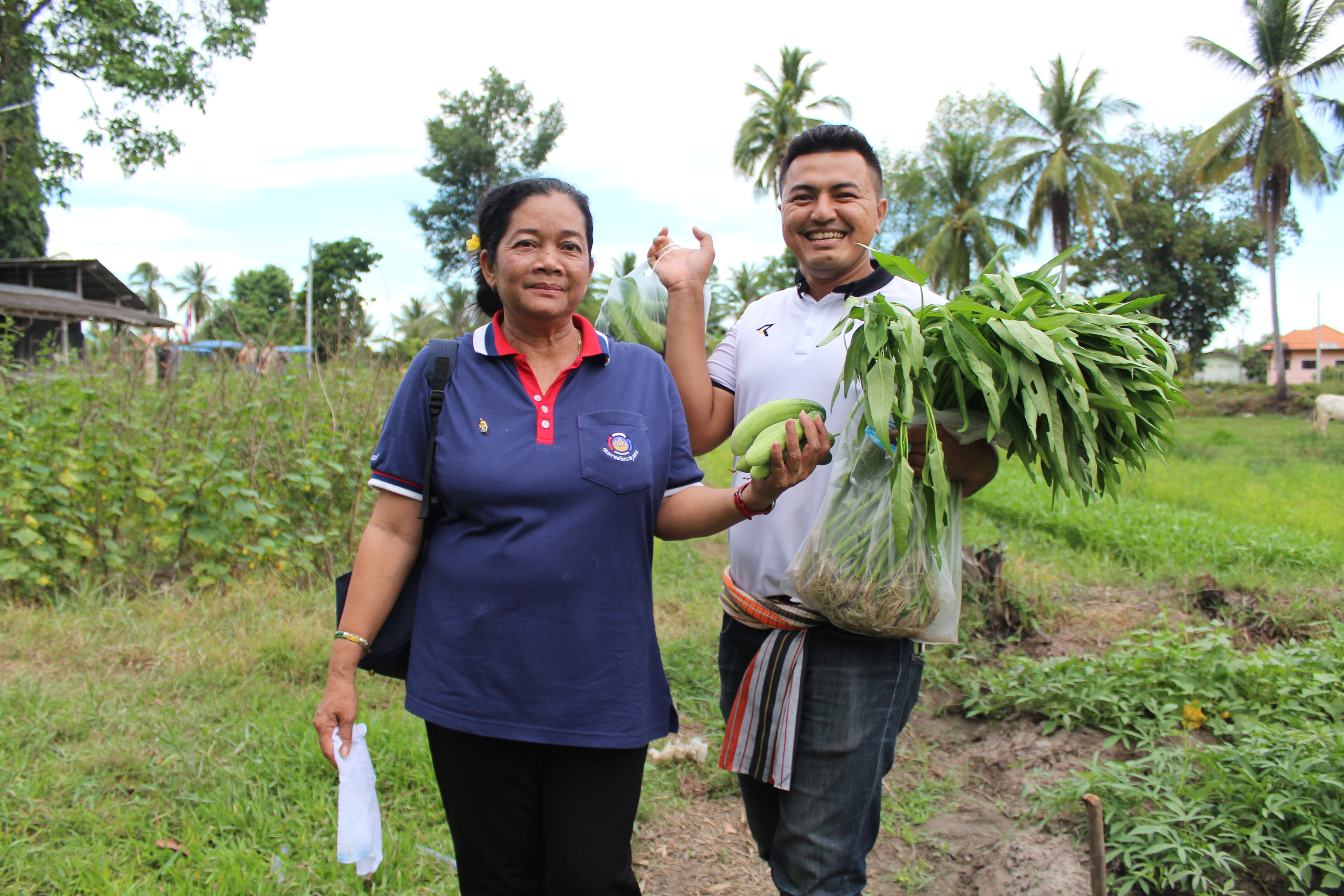 พช.ปัตตานี ลงพื้นที่ อ.เมือง เพื่อตรวจเยี่ยมผลการดำเนินงานฯ และคัดสรรพื้นที่เป้าหมายฯ ดีเด่น ปี 2561