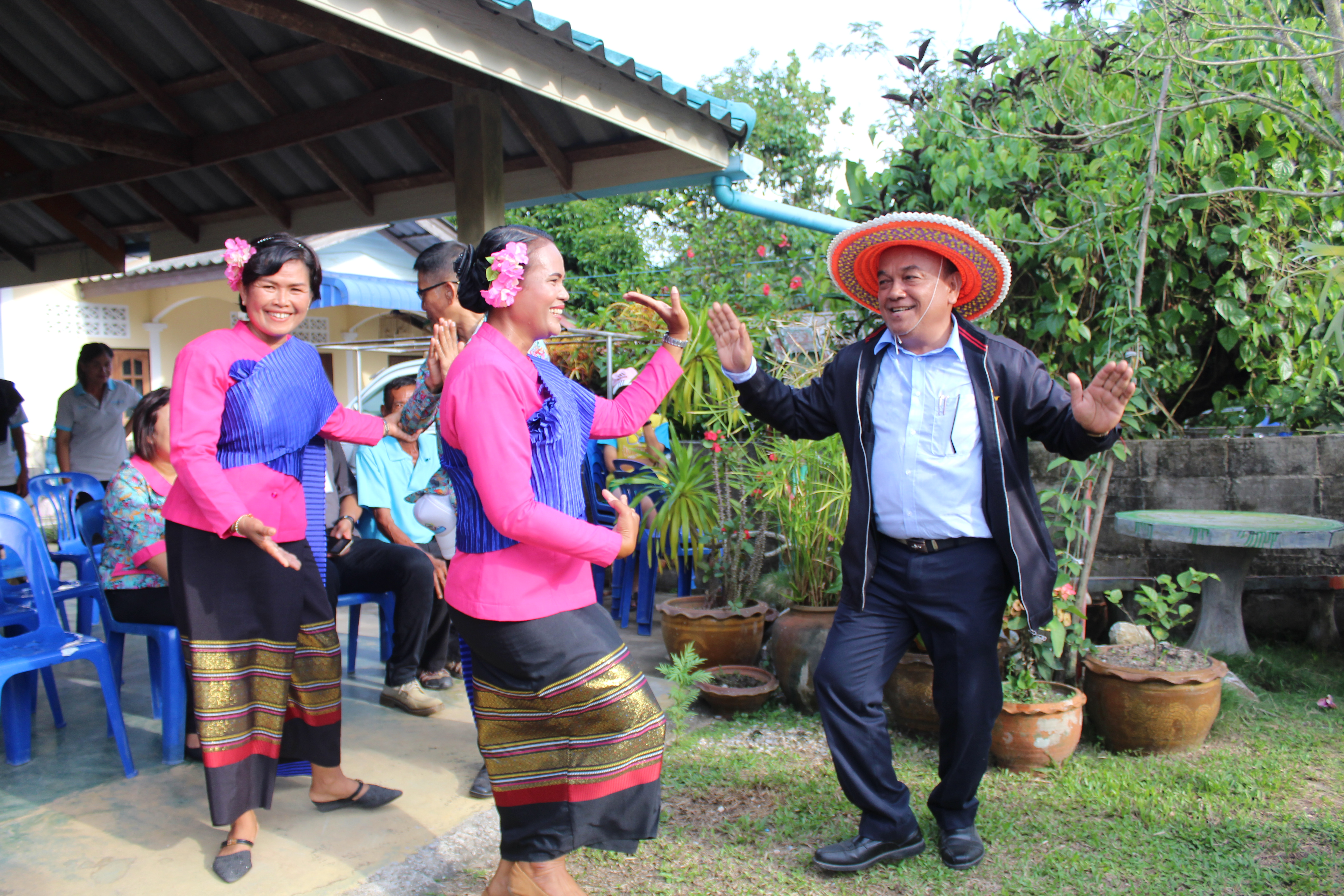 พช.ปัตตานี ลงพื้นที่ อ.โคกโพธิ์ เพื่อตรวจเยี่ยมผลการดำเนินงานฯ และคัดสรรพื้นที่เป้าหมายฯ ดีเด่น ปี 2561