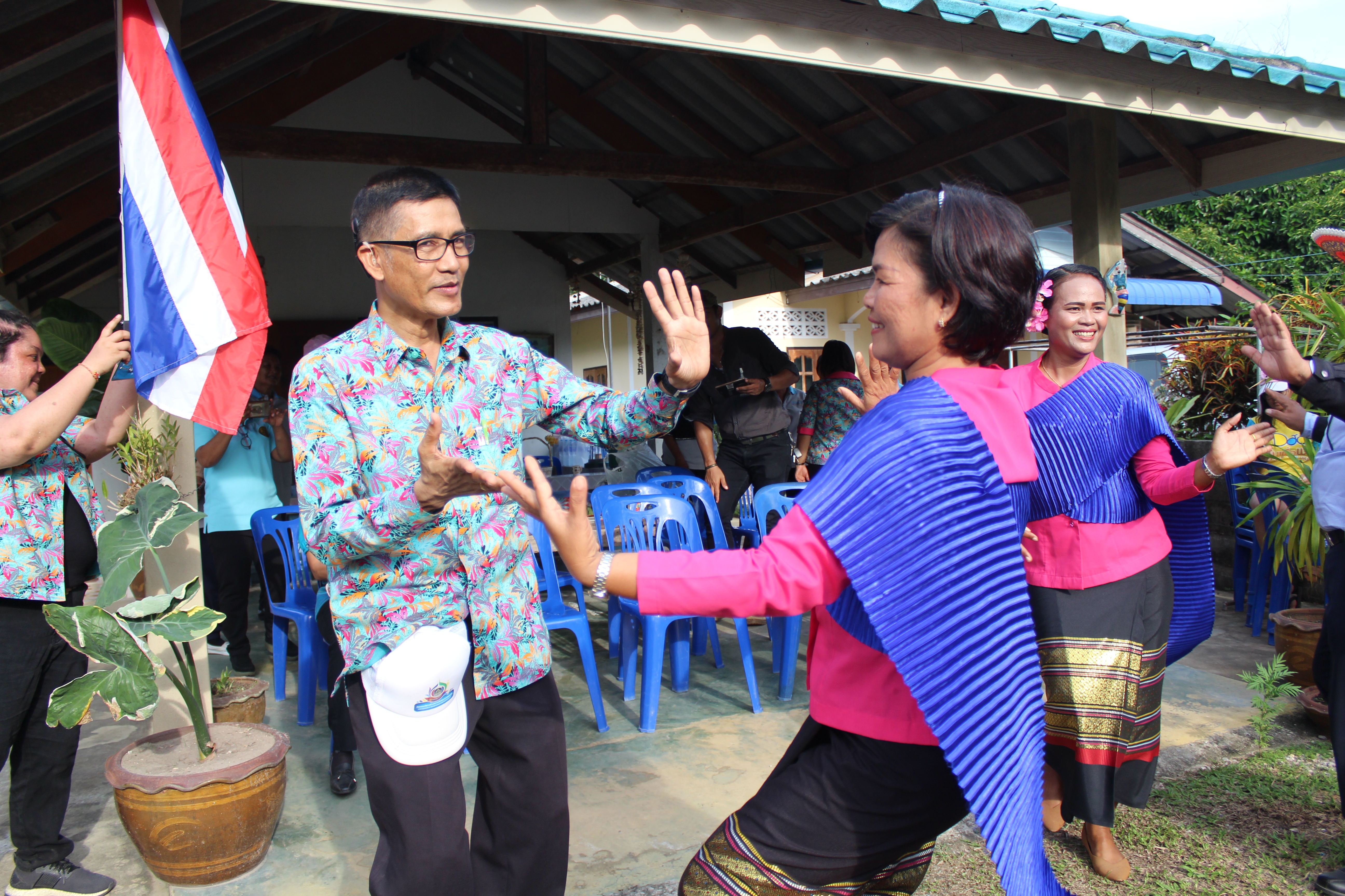 พช.ปัตตานี ลงพื้นที่ อ.โคกโพธิ์ เพื่อตรวจเยี่ยมผลการดำเนินงานฯ และคัดสรรพื้นที่เป้าหมายฯ ดีเด่น ปี 2561