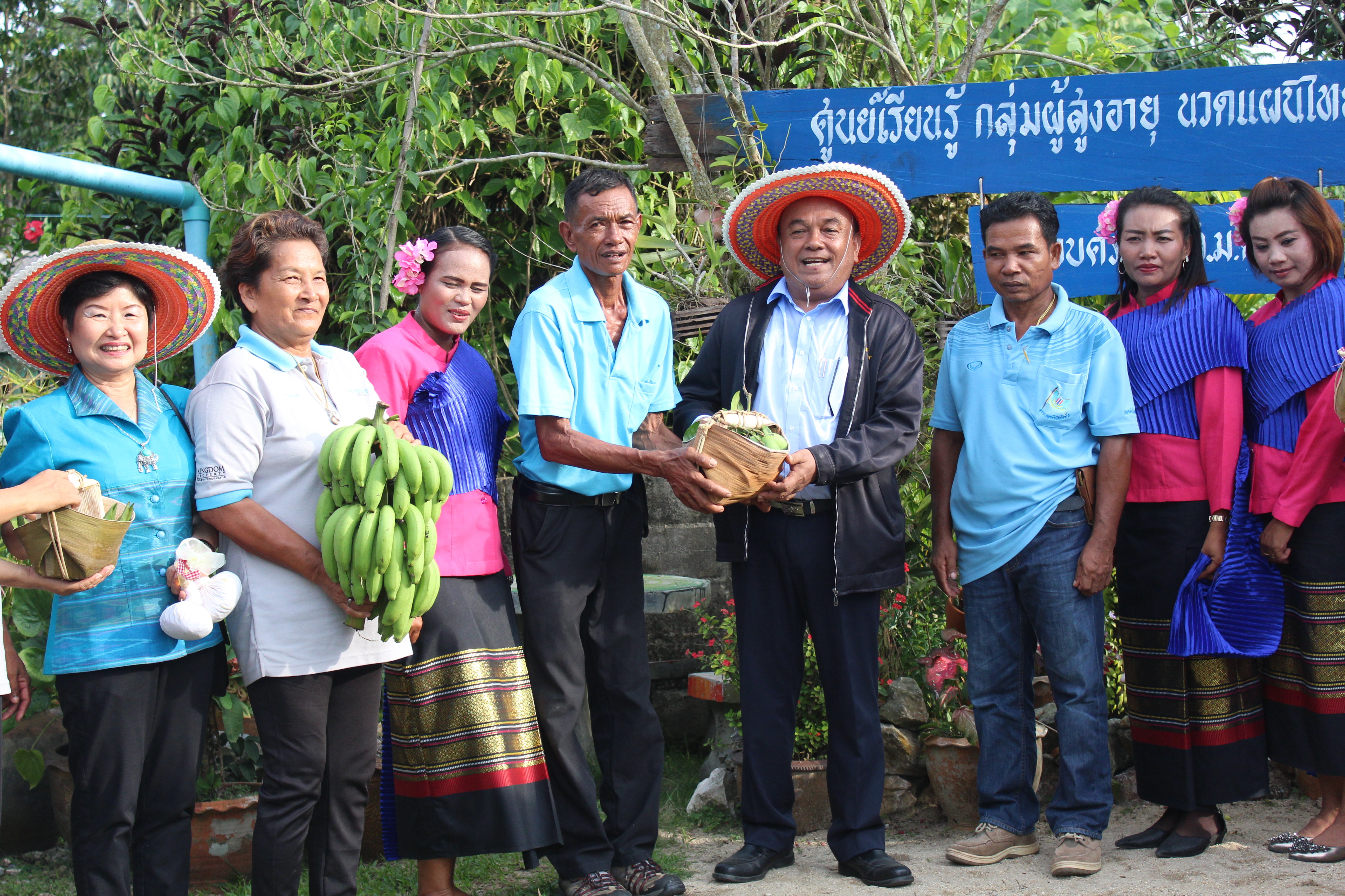พช.ปัตตานี ลงพื้นที่ อ.โคกโพธิ์ เพื่อตรวจเยี่ยมผลการดำเนินงานฯ และคัดสรรพื้นที่เป้าหมายฯ ดีเด่น ปี 2561