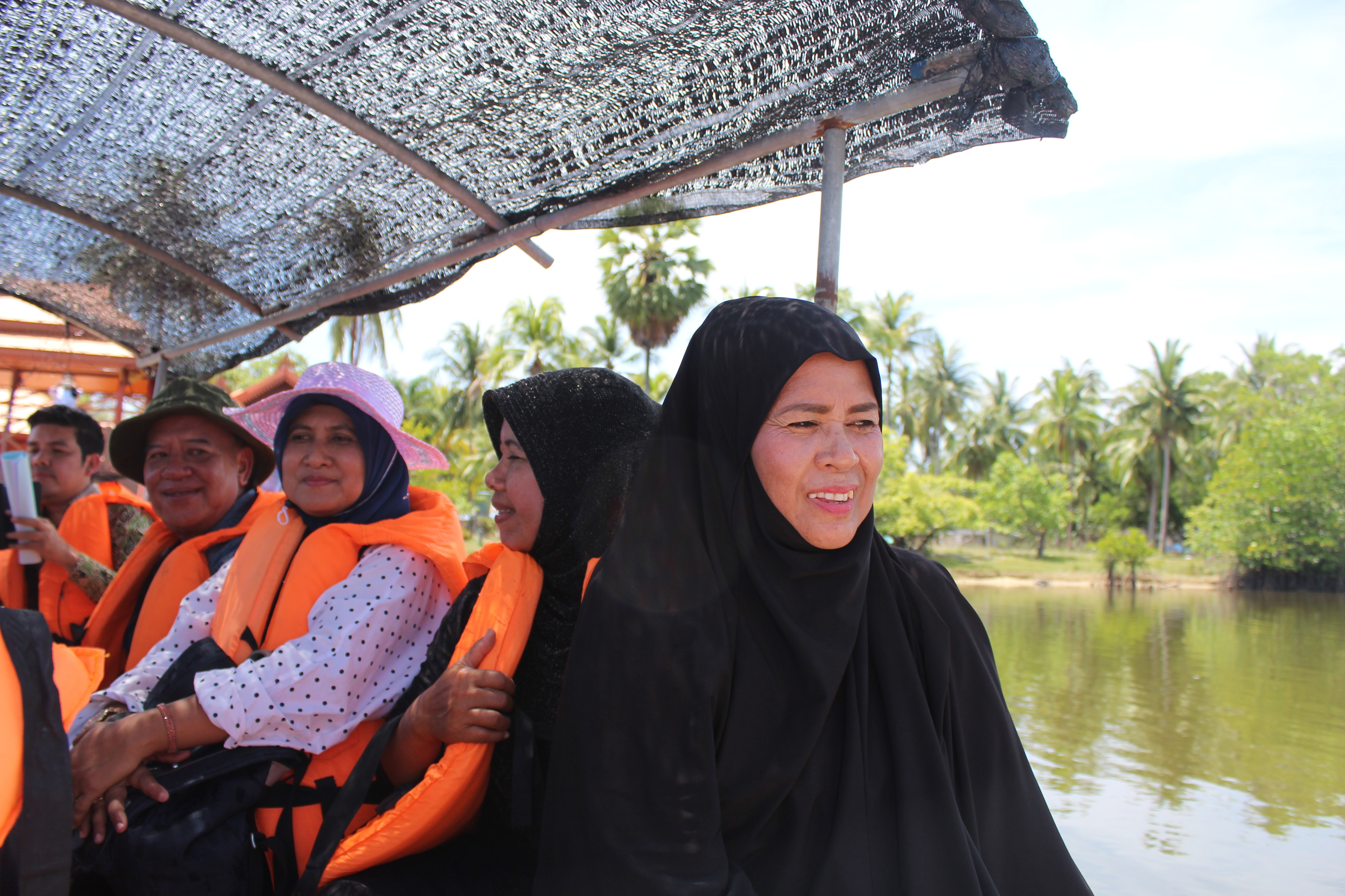 พช.ปัตตานี ลงพื้นที่ อ.ไม้แก่น เพื่อตรวจเยี่ยมผลการดำเนินงานฯ และคัดสรรพื้นที่เป้าหมายฯ ดีเด่น ปี 2561