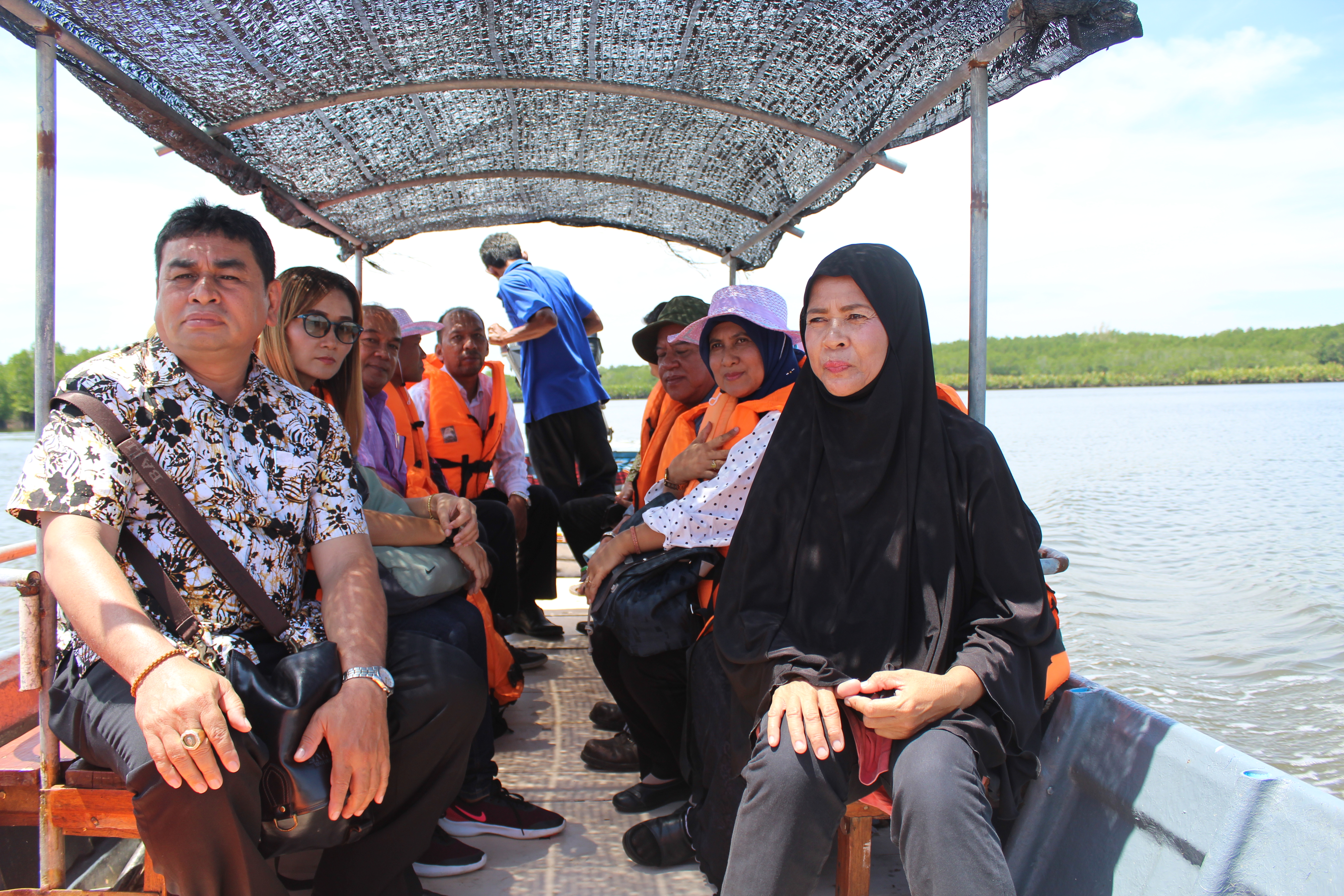 พช.ปัตตานี ลงพื้นที่ อ.ไม้แก่น เพื่อตรวจเยี่ยมผลการดำเนินงานฯ และคัดสรรพื้นที่เป้าหมายฯ ดีเด่น ปี 2561