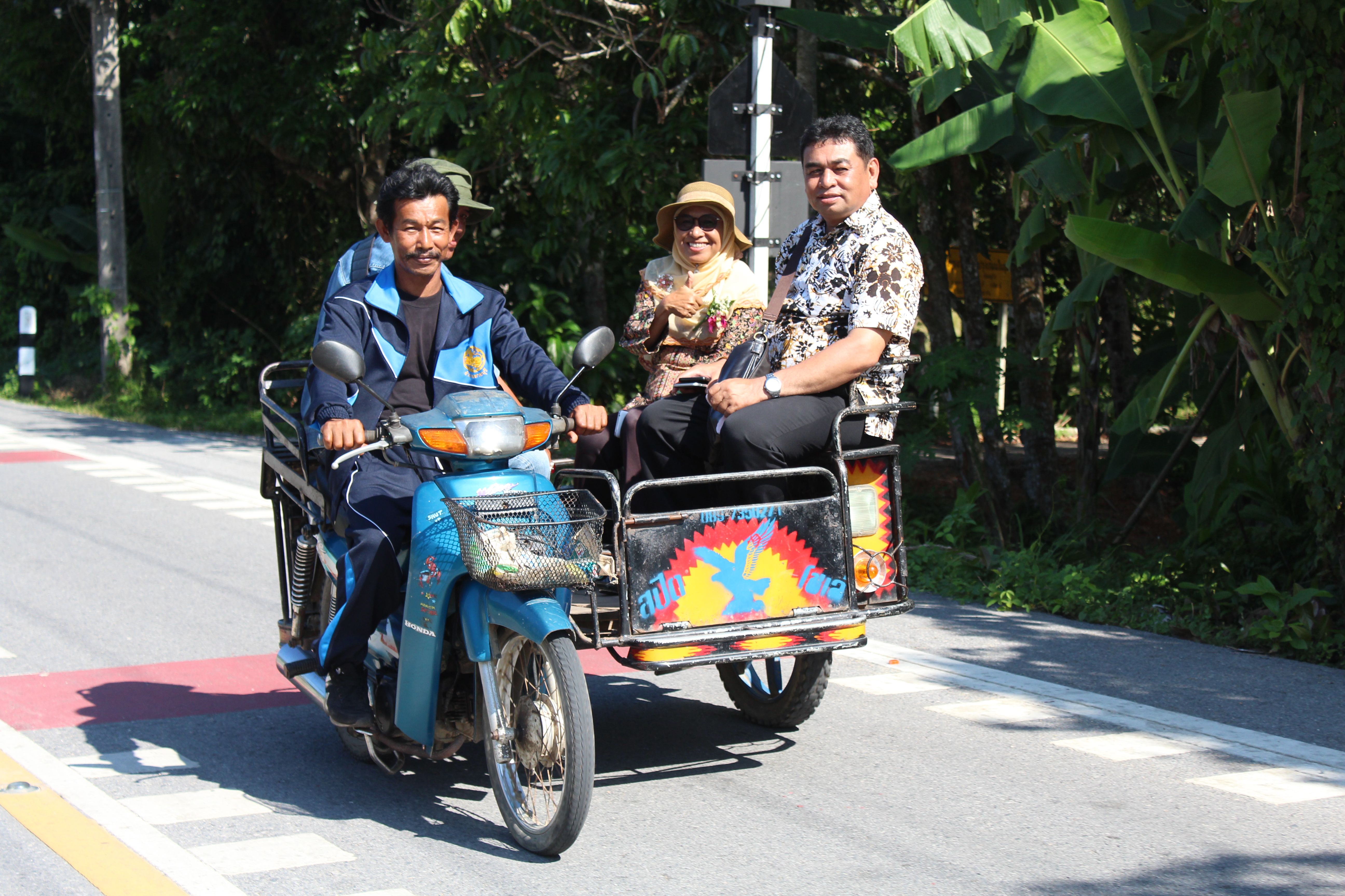 พช.ปัตตานี ลงพื้นที่ อ.สายบุรี เพื่อตรวจเยี่ยมผลการดำเนินงานฯ และคัดสรรพื้นที่เป้าหมายฯ ดีเด่น ปี 2561