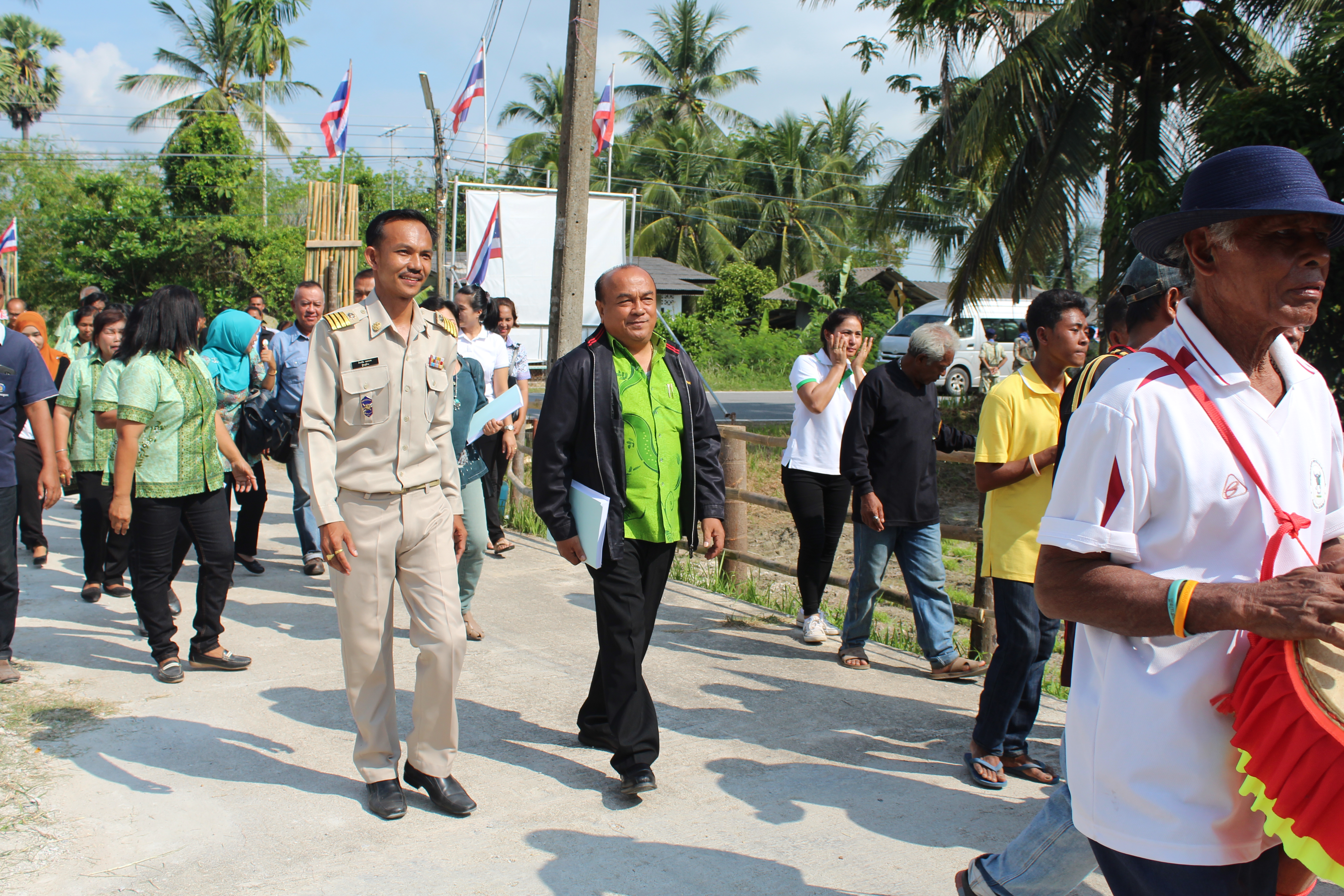 พช.ปัตตานี ลงพื้นที่ อ.ปะนาเระ เพื่อตรวจเยี่ยมผลการดำเนินงานฯ และคัดสรรพื้นที่เป้าหมายฯ ดีเด่น ปี 2561