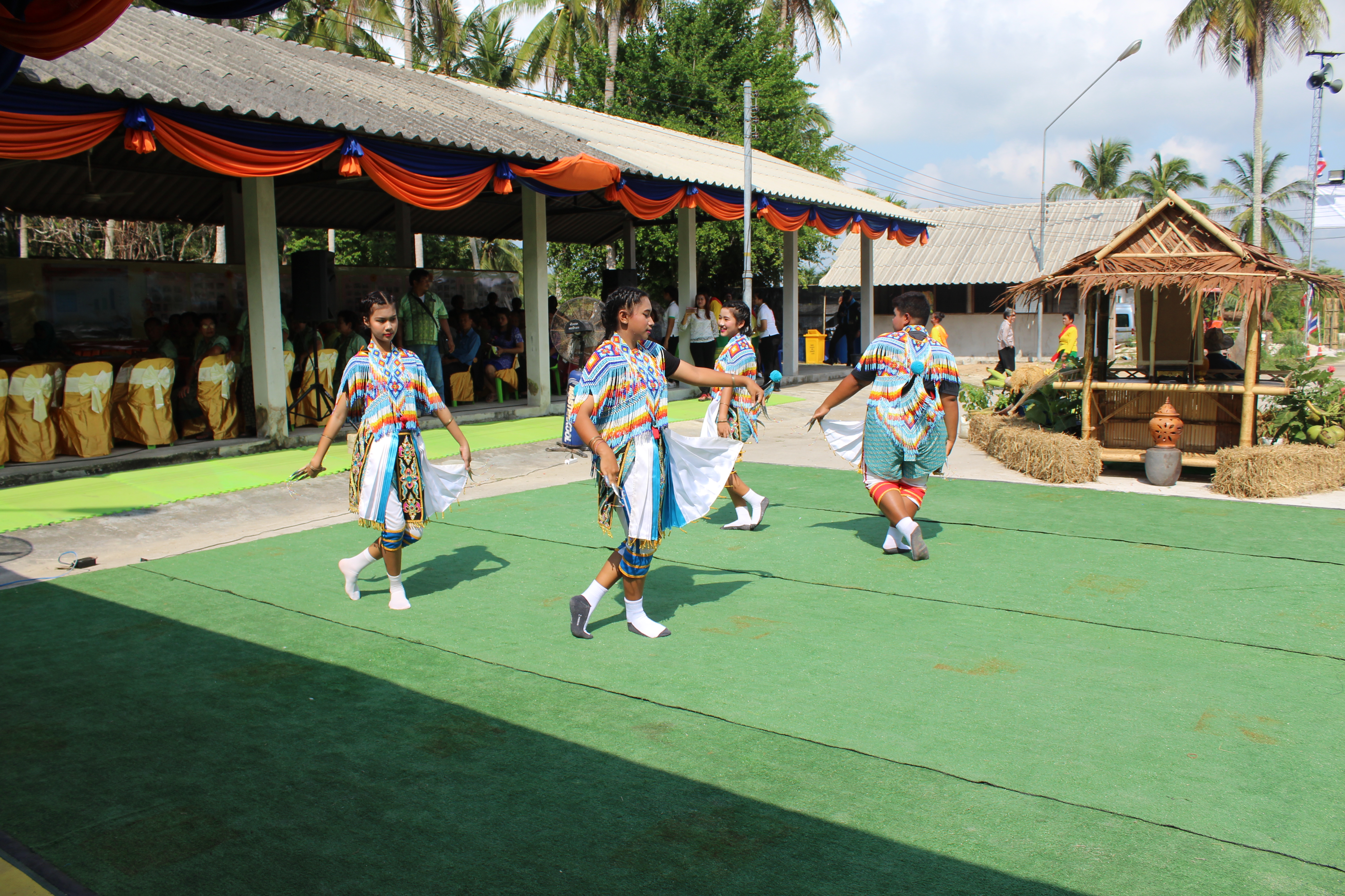 พช.ปัตตานี ลงพื้นที่ อ.ปะนาเระ เพื่อตรวจเยี่ยมผลการดำเนินงานฯ และคัดสรรพื้นที่เป้าหมายฯ ดีเด่น ปี 2561