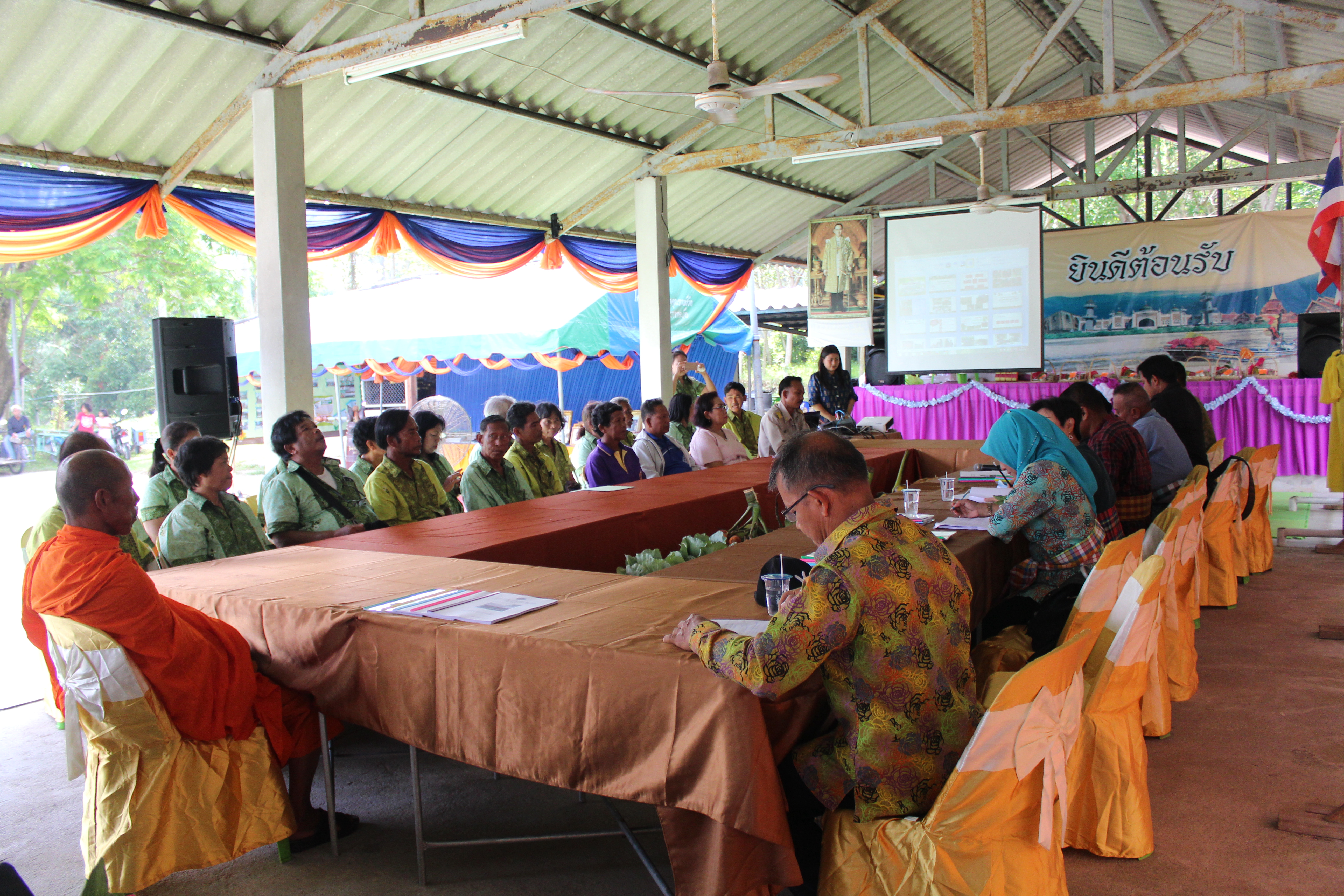 พช.ปัตตานี ลงพื้นที่ อ.ปะนาเระ เพื่อตรวจเยี่ยมผลการดำเนินงานฯ และคัดสรรพื้นที่เป้าหมายฯ ดีเด่น ปี 2561