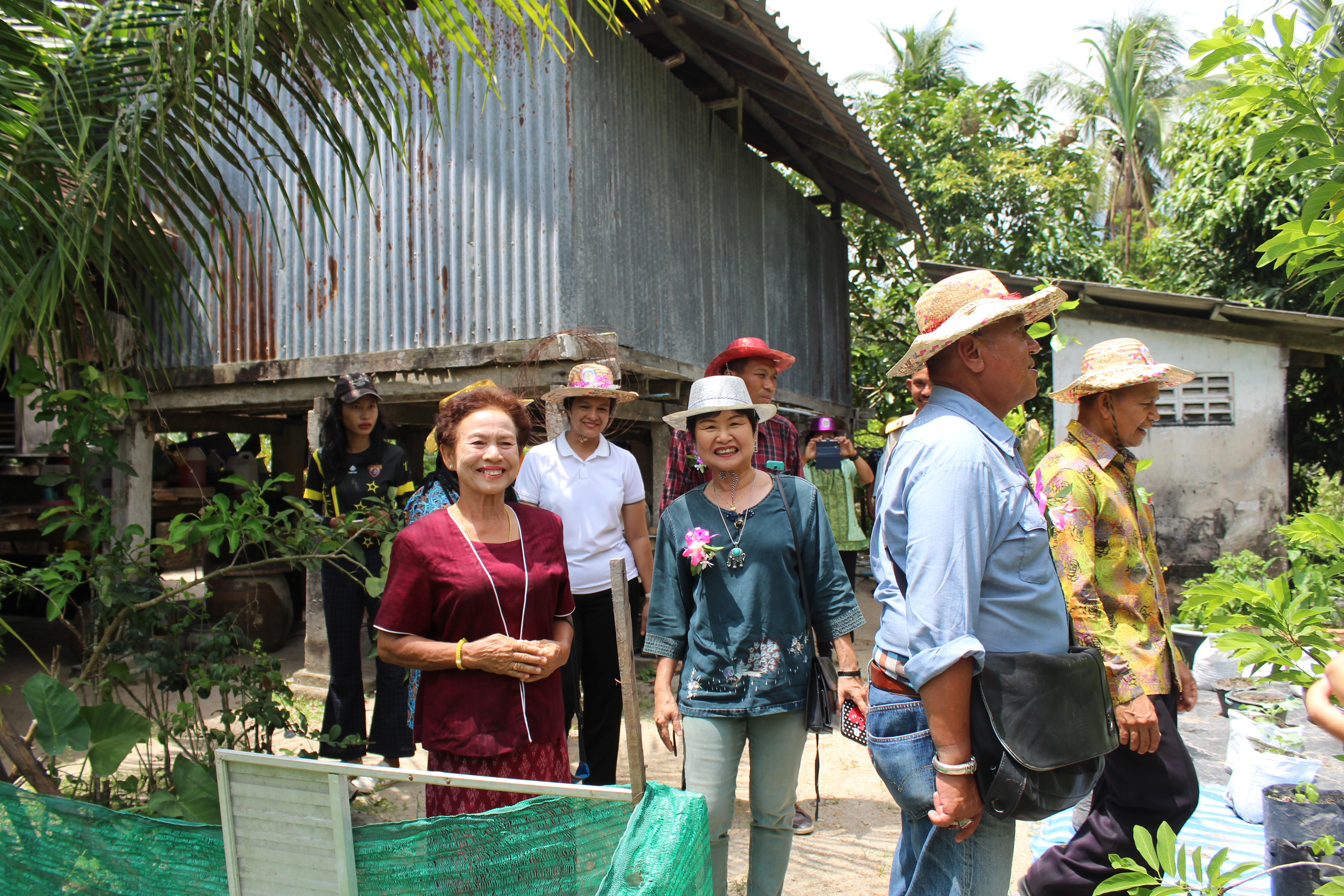 พช.ปัตตานี ลงพื้นที่ อ.ปะนาเระ เพื่อตรวจเยี่ยมผลการดำเนินงานฯ และคัดสรรพื้นที่เป้าหมายฯ ดีเด่น ปี 2561