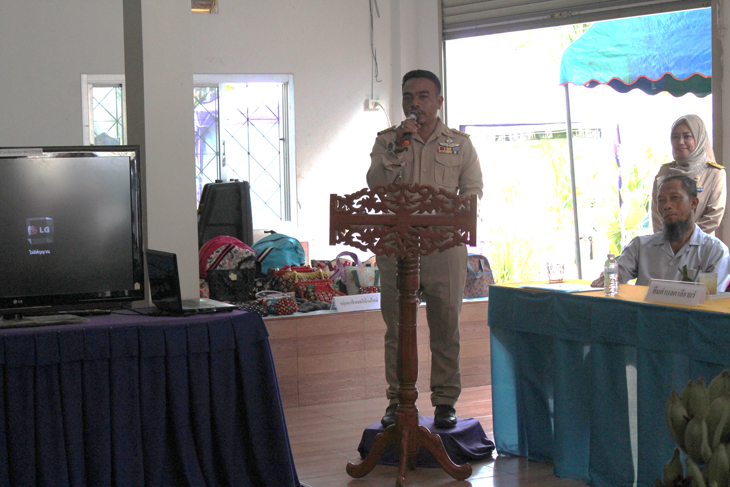 พช.ปัตตานี ลงพื้นที่ อ.ยะหริ่ง เพื่อตรวจเยี่ยมผลการดำเนินงานฯ และคัดสรรพื้นที่เป้าหมายฯ ดีเด่น ปี 2561