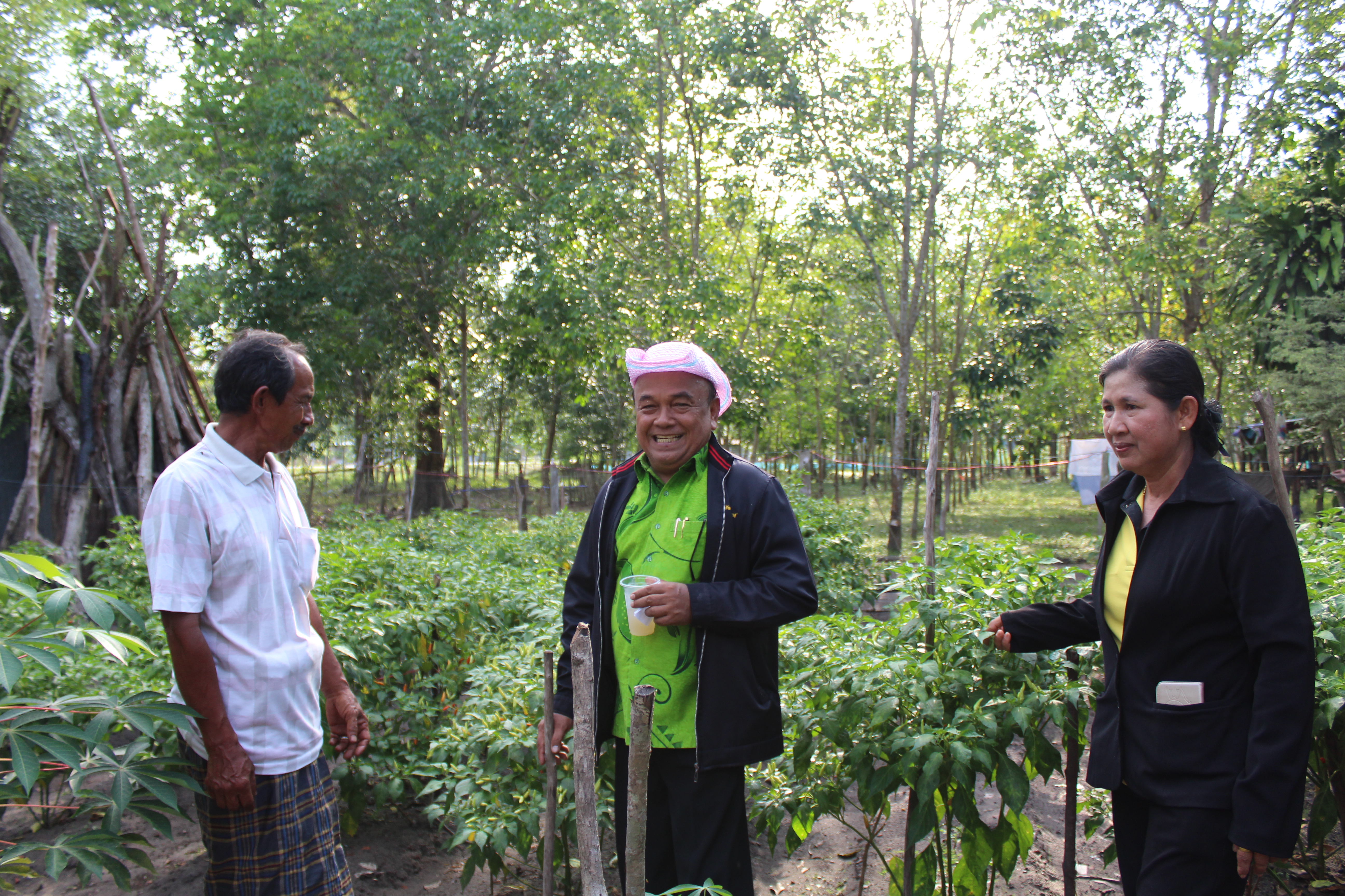 พช.ปัตตานี ลงพื้นที่ อ.ยะหริ่ง เพื่อตรวจเยี่ยมผลการดำเนินงานฯ และคัดสรรพื้นที่เป้าหมายฯ ดีเด่น ปี 2561