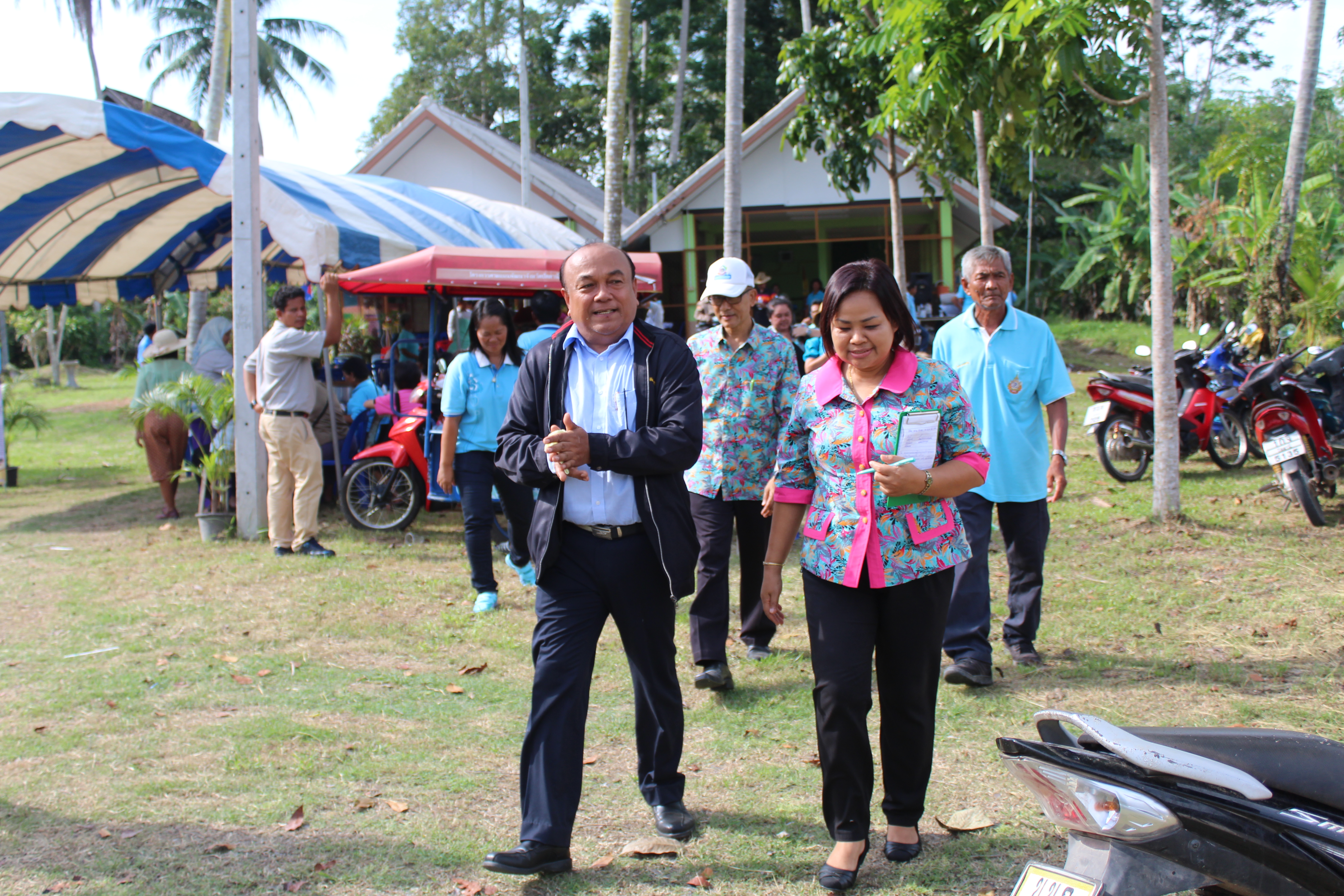 พช.ปัตตานี ลงพื้นที่ อ.โคกโพธิ์ เพื่อตรวจเยี่ยมผลการดำเนินงานฯ และคัดสรรพื้นที่เป้าหมายฯ ดีเด่น ปี 2561