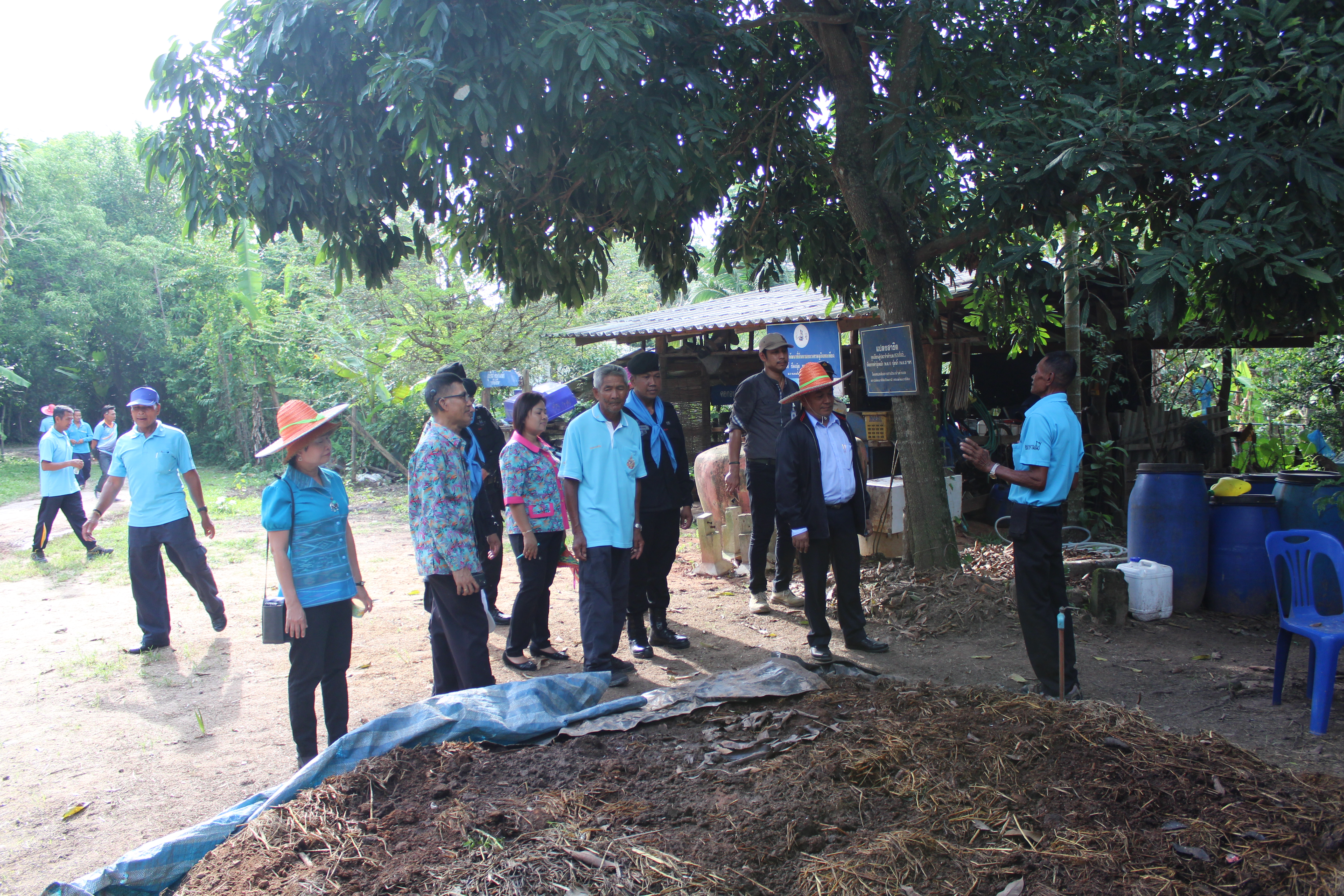 พช.ปัตตานี ลงพื้นที่ อ.โคกโพธิ์ เพื่อตรวจเยี่ยมผลการดำเนินงานฯ และคัดสรรพื้นที่เป้าหมายฯ ดีเด่น ปี 2561