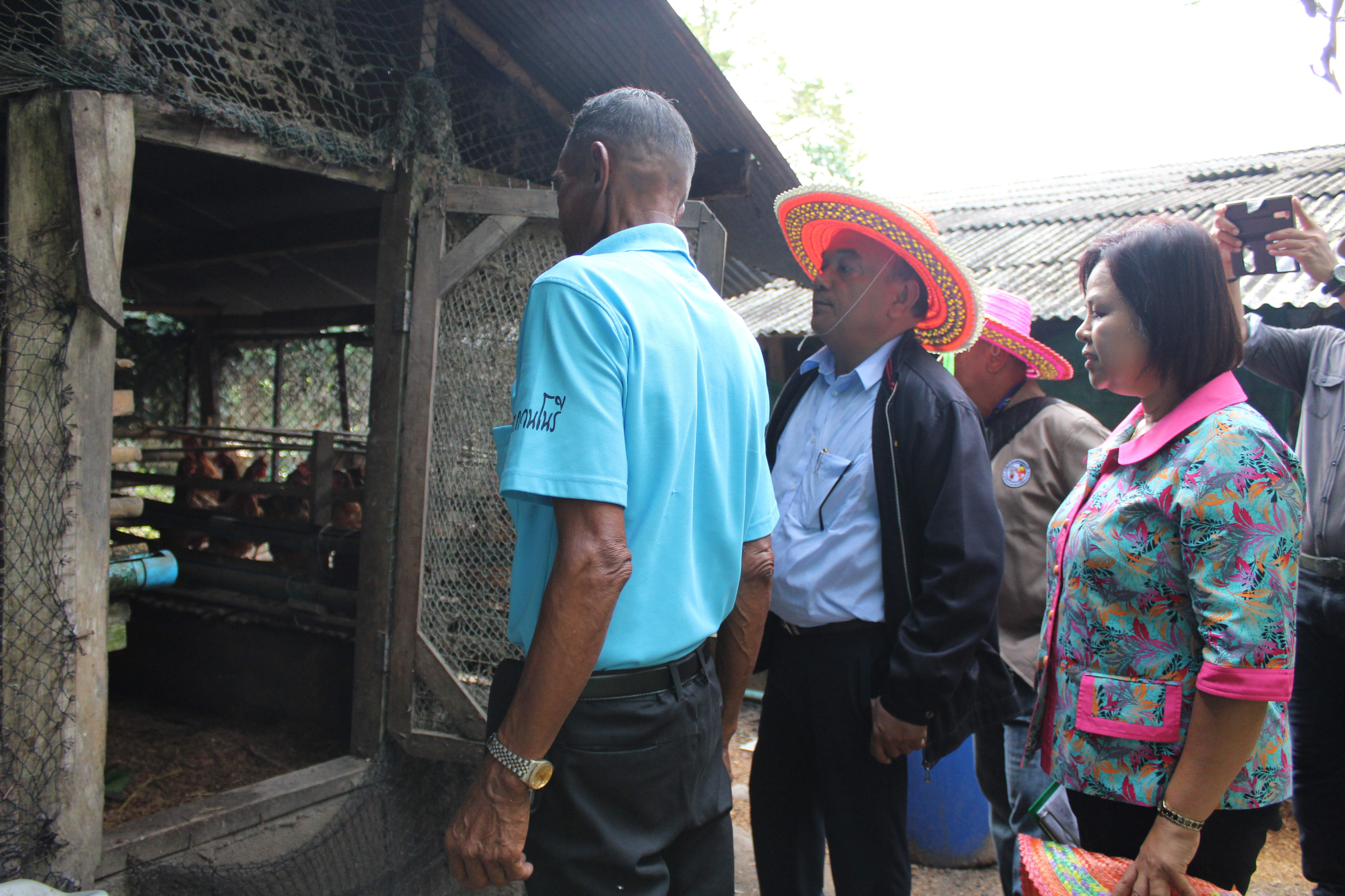 พช.ปัตตานี ลงพื้นที่ อ.โคกโพธิ์ เพื่อตรวจเยี่ยมผลการดำเนินงานฯ และคัดสรรพื้นที่เป้าหมายฯ ดีเด่น ปี 2561