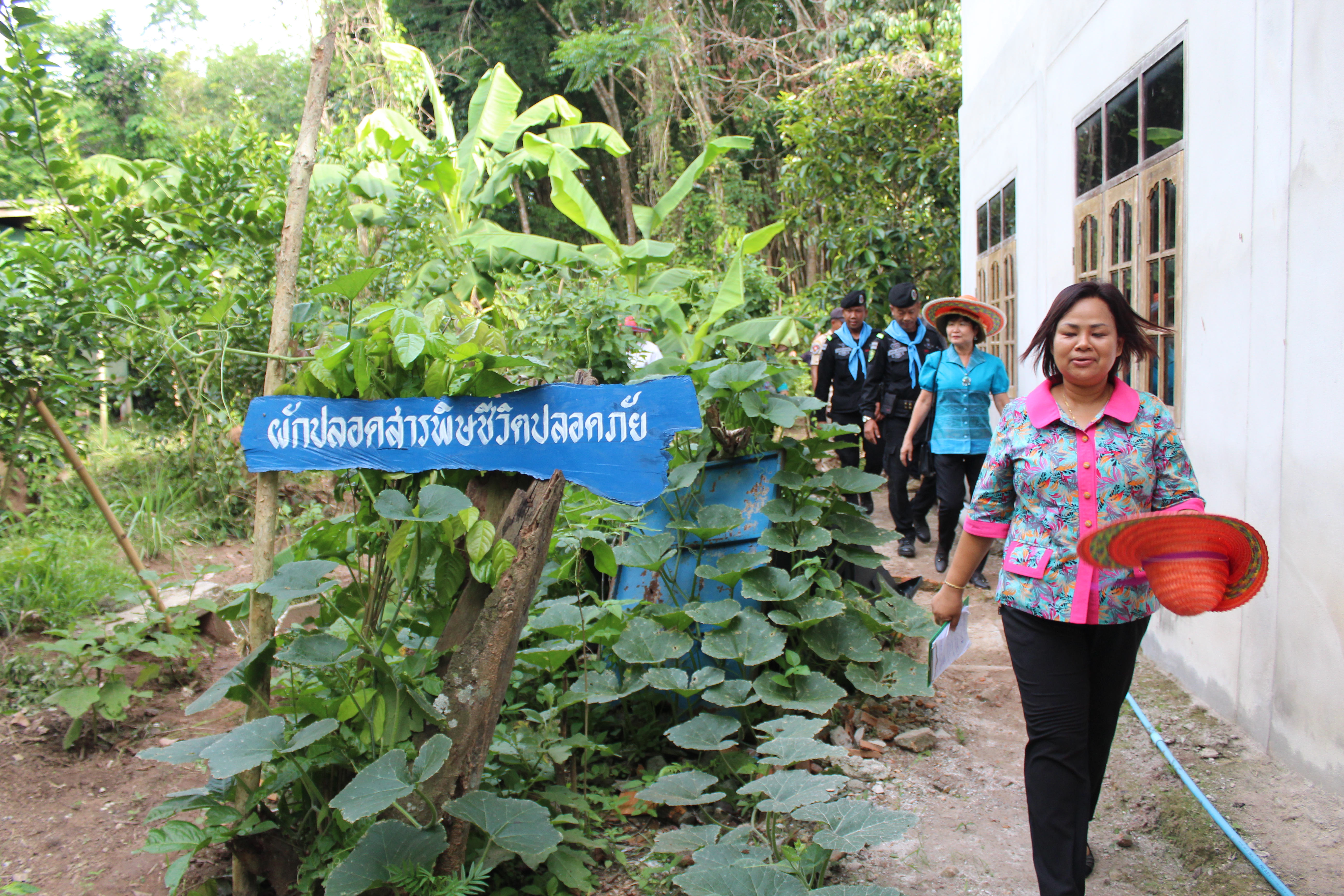 พช.ปัตตานี ลงพื้นที่ อ.โคกโพธิ์ เพื่อตรวจเยี่ยมผลการดำเนินงานฯ และคัดสรรพื้นที่เป้าหมายฯ ดีเด่น ปี 2561