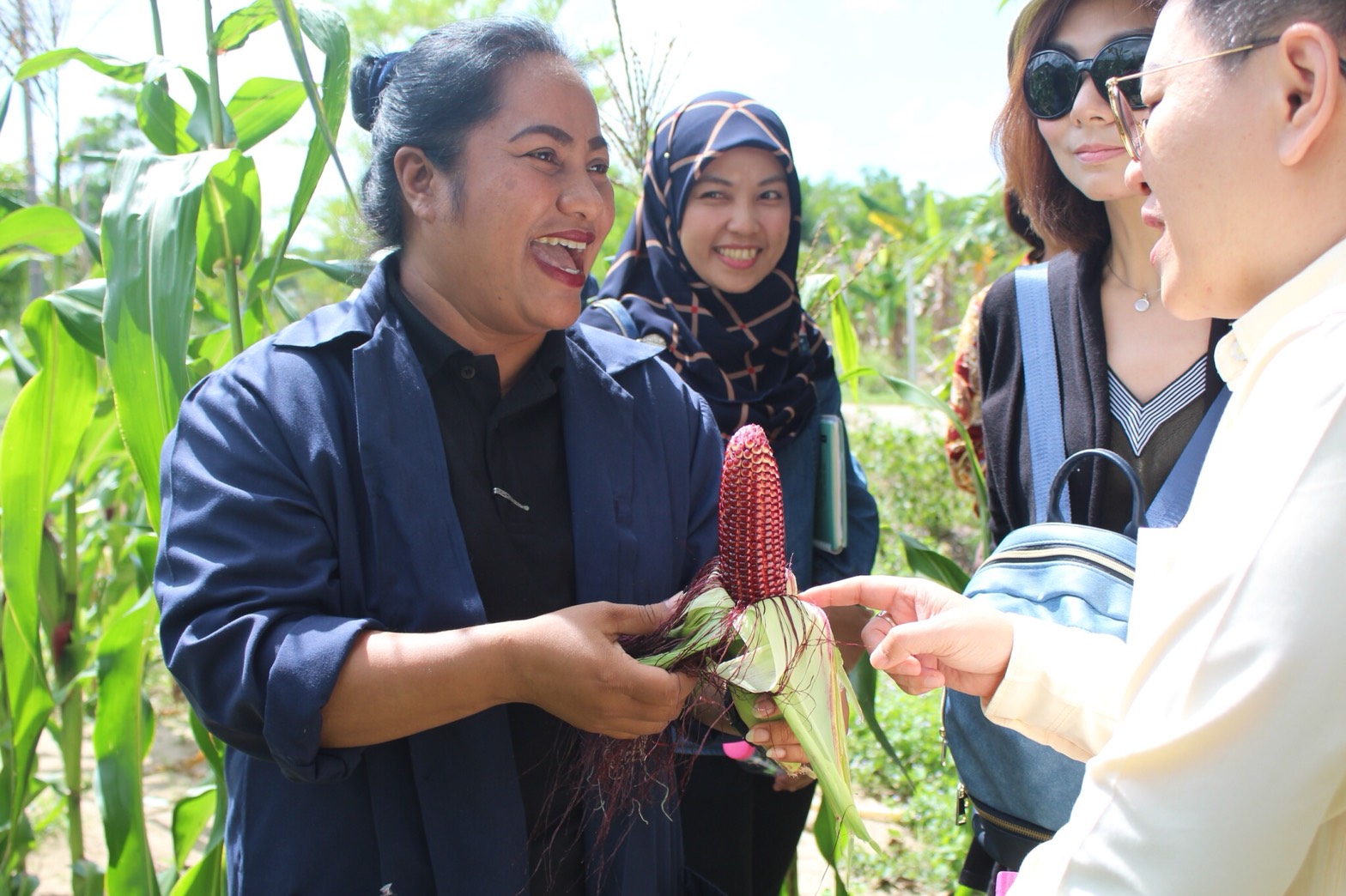 สำนักงานพัฒนาชุมชนจังหวัดปัตตานี ร่วมกับ บริษัทประชารัฐรักสามัคคีปัตตานี ลงพื้นที่อำเภอยะหริ่ง