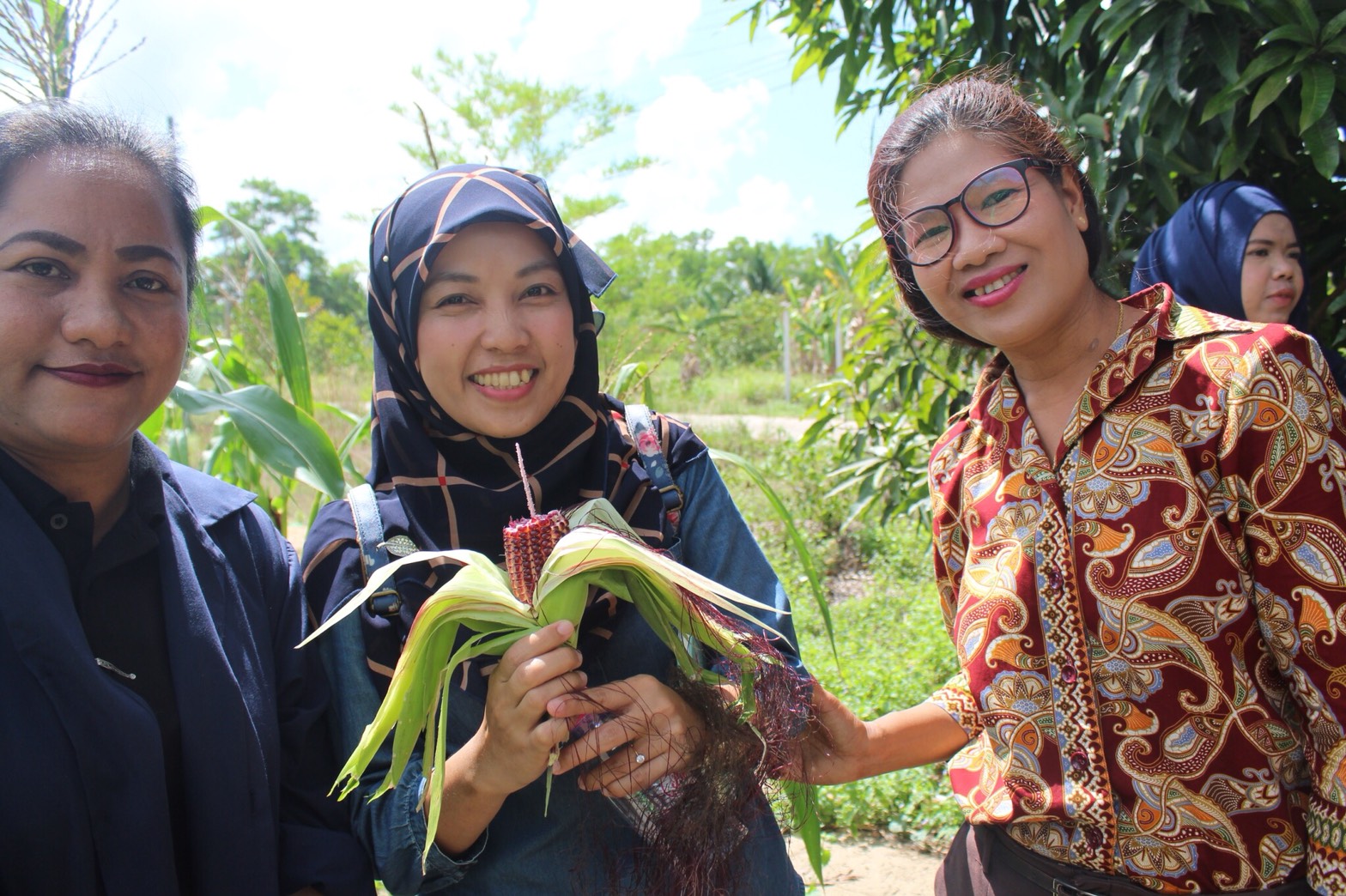 สำนักงานพัฒนาชุมชนจังหวัดปัตตานี ร่วมกับ บริษัทประชารัฐรักสามัคคีปัตตานี ลงพื้นที่อำเภอยะหริ่ง