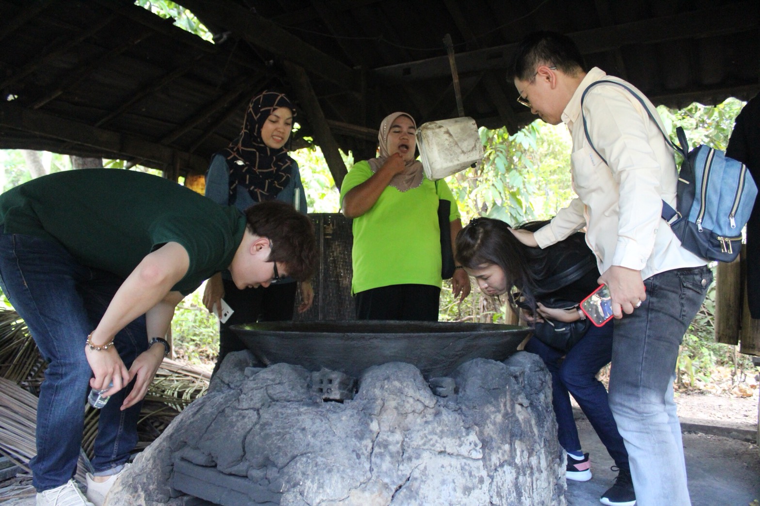 สำนักงานพัฒนาชุมชนจังหวัดปัตตานี ร่วมกับ บริษัทประชารัฐรักสามัคคีปัตตานี ลงพื้นที่อำเภอยะหริ่ง