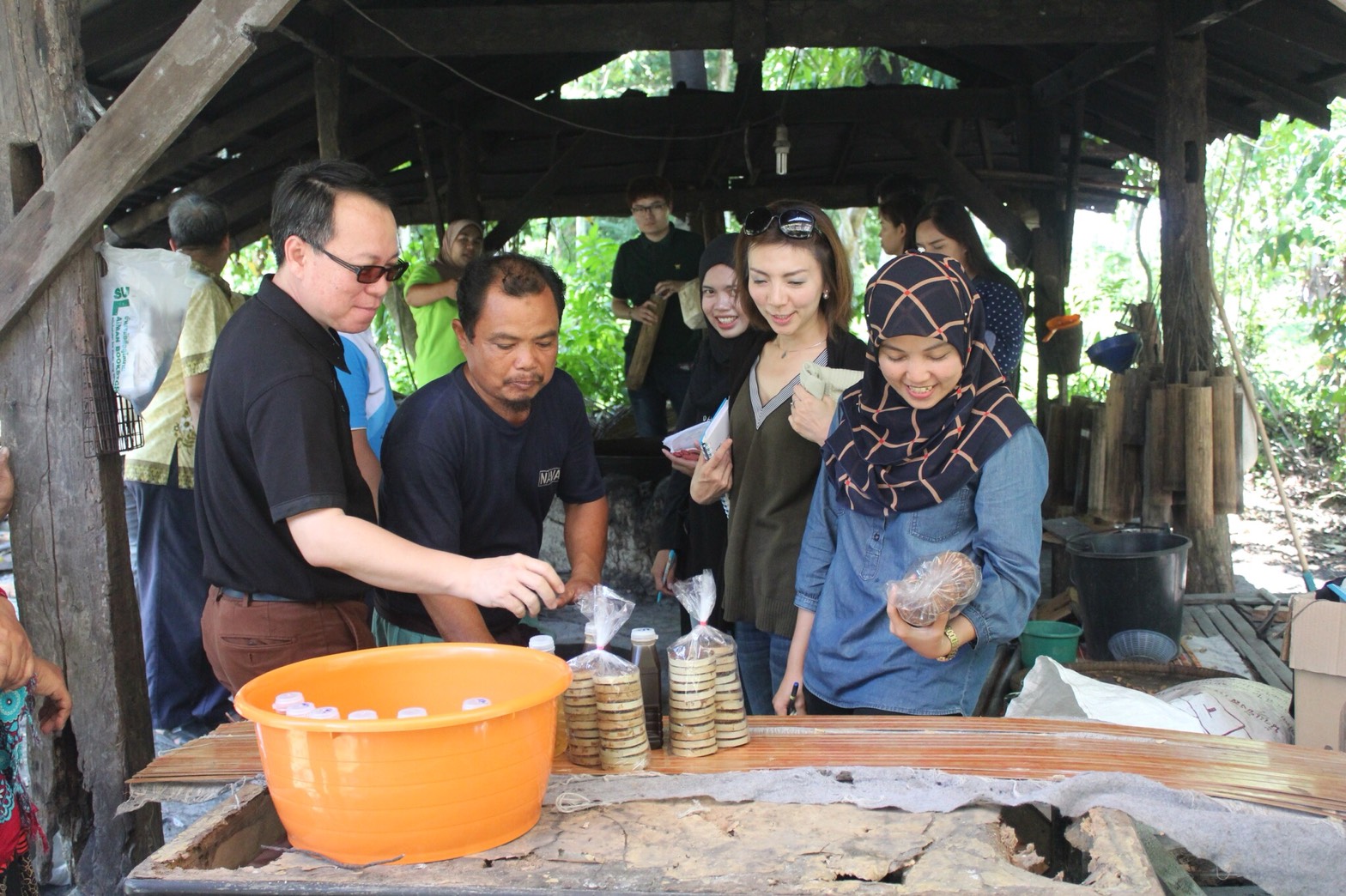 สำนักงานพัฒนาชุมชนจังหวัดปัตตานี ร่วมกับ บริษัทประชารัฐรักสามัคคีปัตตานี ลงพื้นที่อำเภอยะหริ่ง