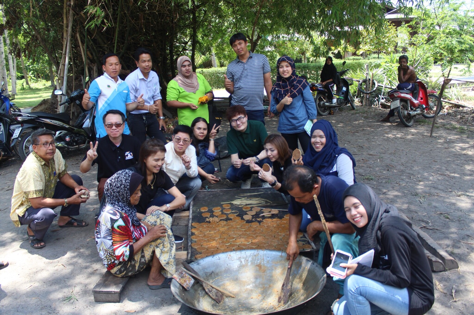 สำนักงานพัฒนาชุมชนจังหวัดปัตตานี ร่วมกับ บริษัทประชารัฐรักสามัคคีปัตตานี ลงพื้นที่อำเภอยะหริ่ง