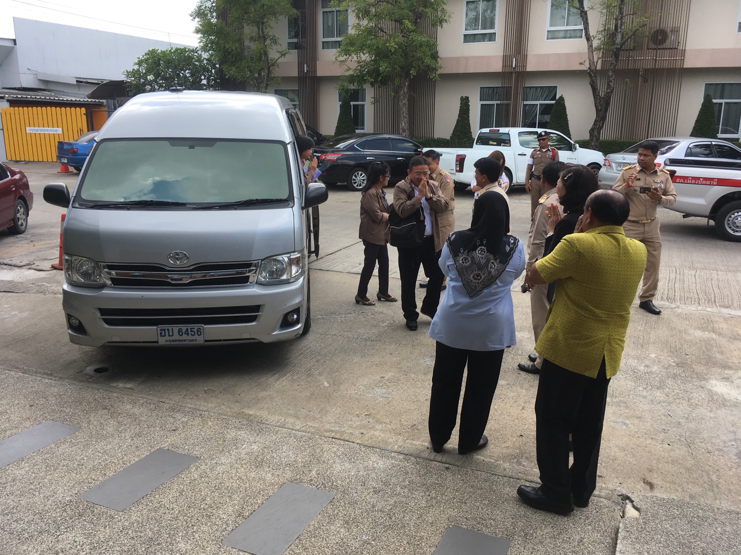 จังหวัดปัตตานี ต้อนรับคณะกรรมการ TO BE NUMBER ONE ระดับประเทศ ได้ลงพื้นที่ตรวจเยี่ยมการปฏิบัติงานฯ