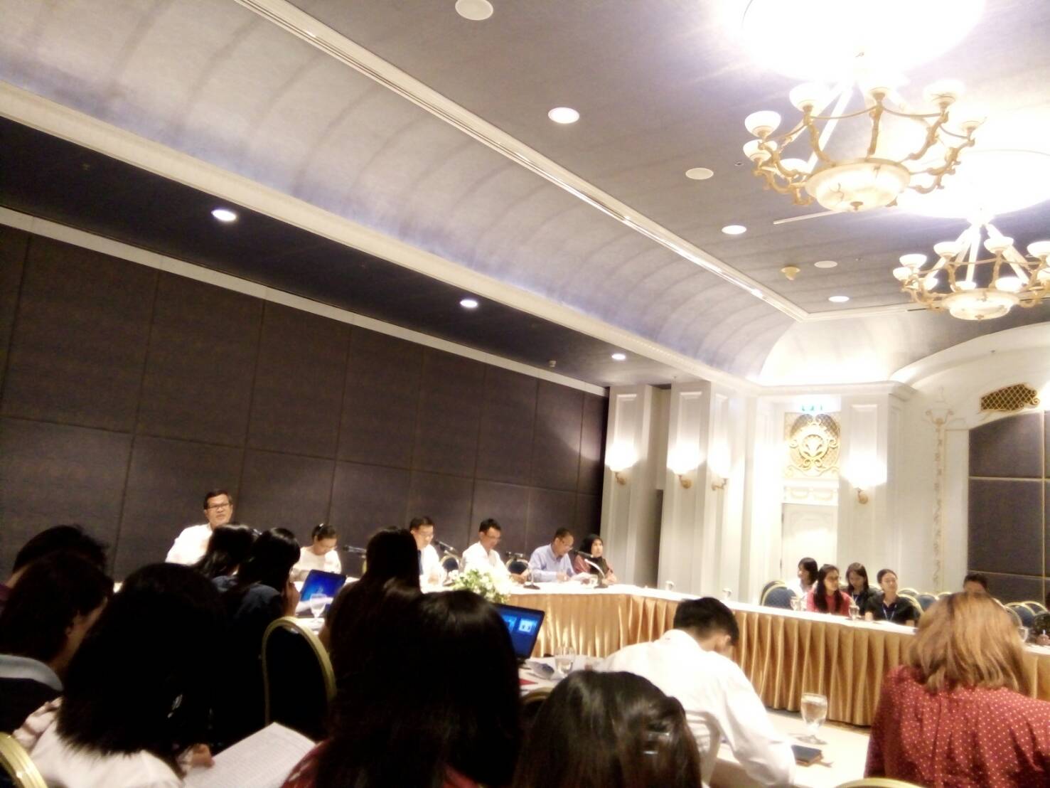 พช.ปัตตานี ร่วมประชุมเจ้าหน้าที่ปฏิบัติงานในงาน OTOP Midyear 2018