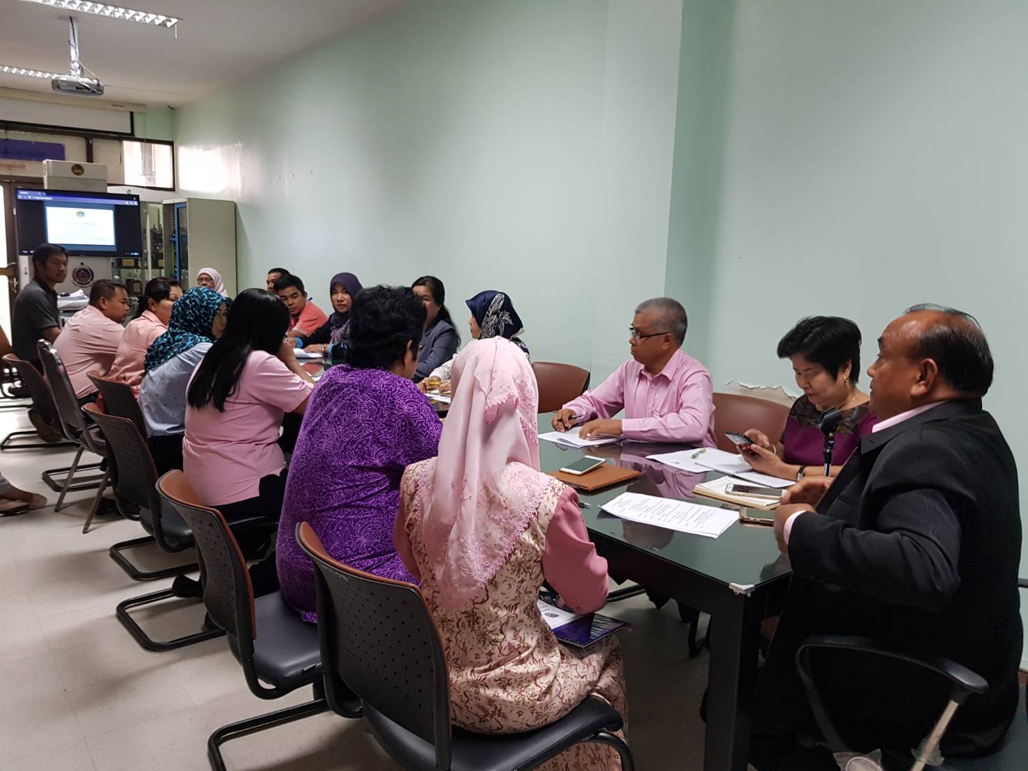 พช.ปัตตานี เข้าร่วมรับฟังการประชุมกรมการพัฒนาชุมชน ครั้งที่ 5/2561 ผ่านระบบคอนเฟอร์เร้นซ์ (Video Conference)