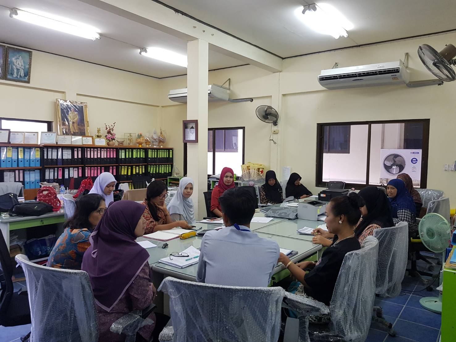 พช.ปัตตานี ลงพื้นที่ อ.ยะหริ่ง ติดตามและเตรียมความพร้อมโครงการการประกวดหมู่บ้านสารสนเทศดีเด่นฯ ประจำปี 2561