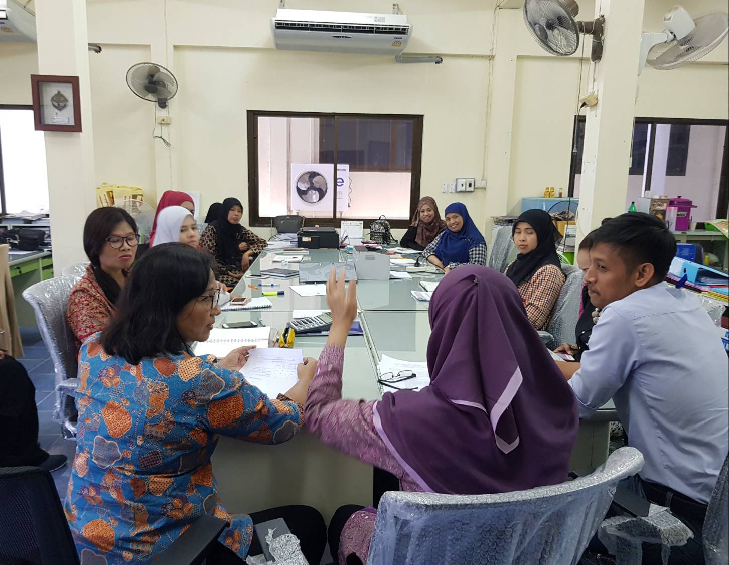 พช.ปัตตานี ลงพื้นที่ อ.ยะหริ่ง ติดตามและเตรียมความพร้อมโครงการการประกวดหมู่บ้านสารสนเทศดีเด่นฯ ประจำปี 2561