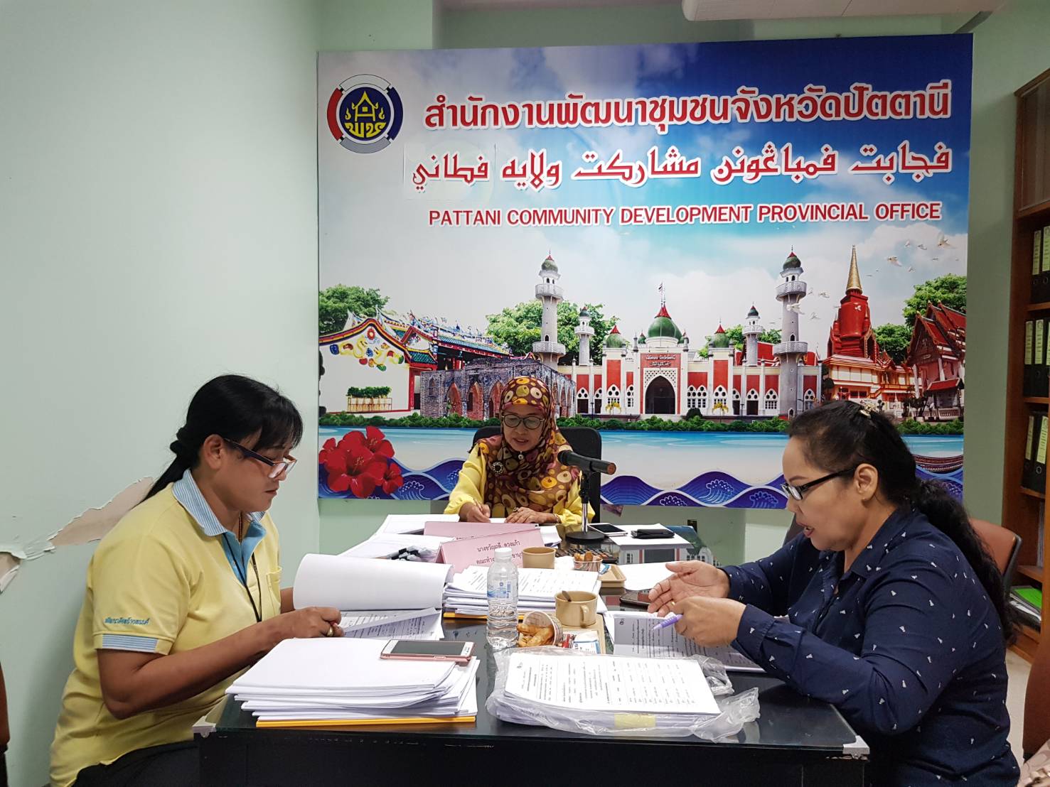 พช.ปัตตานี จัดประชุมคณะทำงานขับเคลื่อนกองทุนพัฒนาบทบาทสตรีจังหวัด ครั้งที่ 5/2561