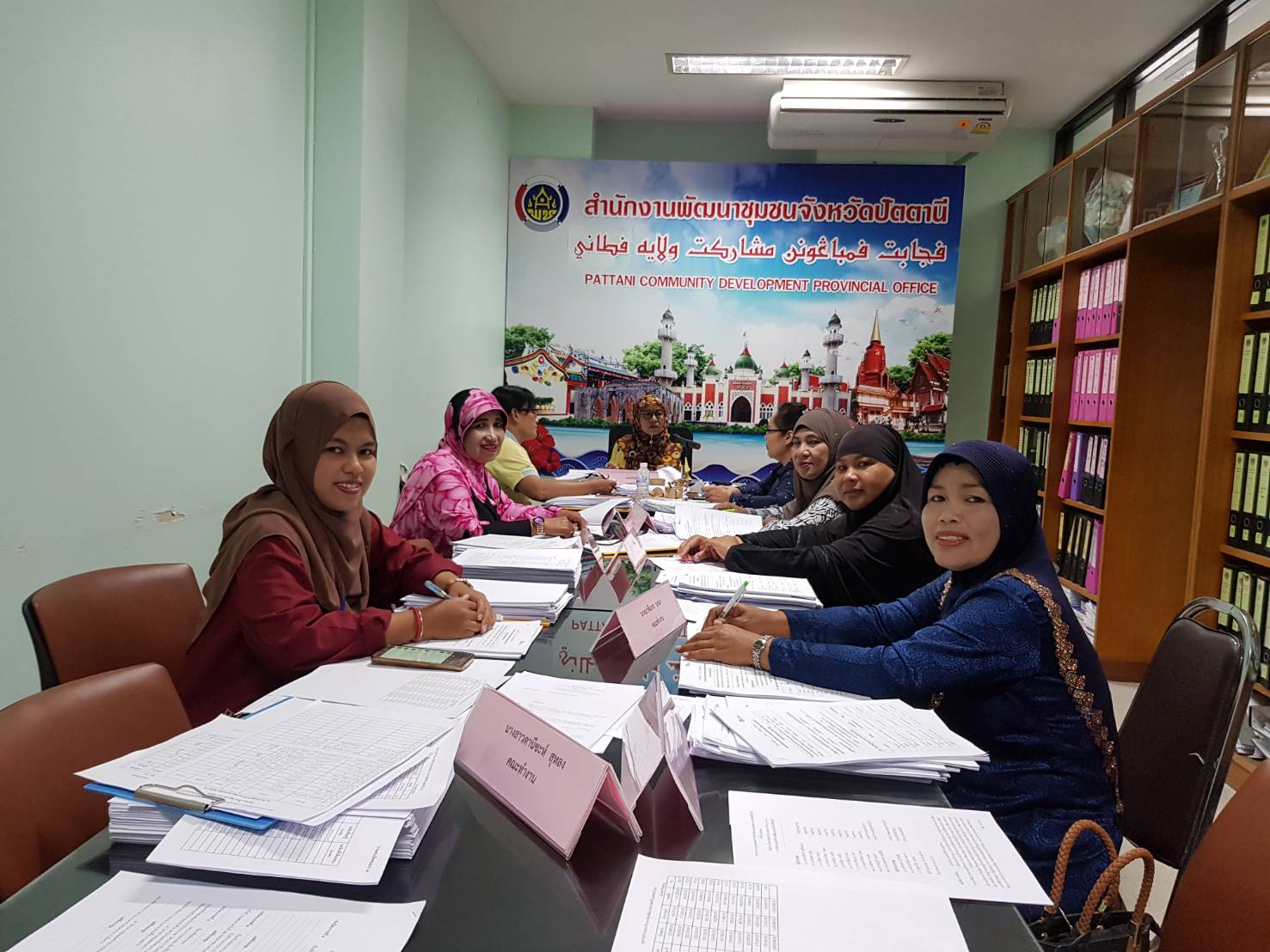 พช.ปัตตานี จัดประชุมคณะทำงานขับเคลื่อนกองทุนพัฒนาบทบาทสตรีจังหวัด ครั้งที่ 5/2561