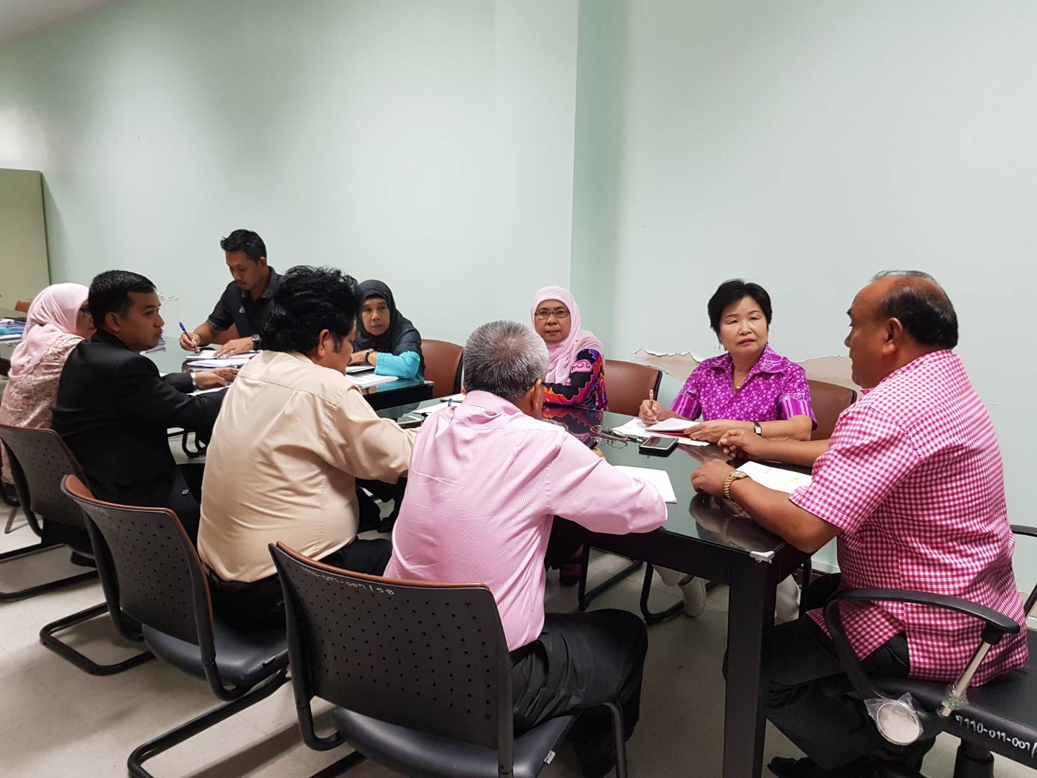 พช.ปัตตานี ประชุมเตรียมความพร้อมการจัดงานแสดงสินค้าวัฒนธรรม ของดีเมืองตานีและงานกาชาดจังหวัดปัตตานี ประจำปี 2561