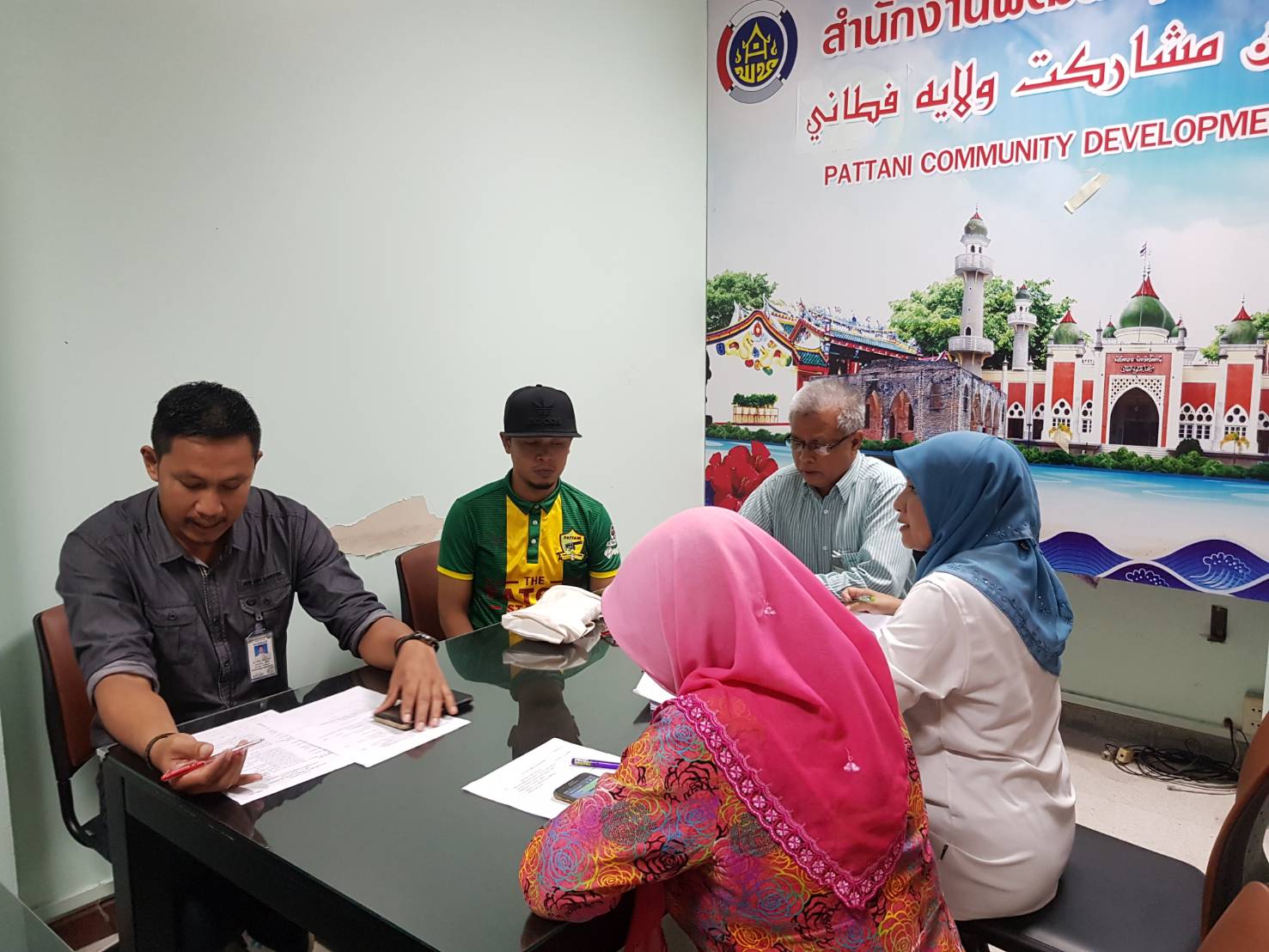 พช.ปัตตานี จัดประชุมเพื่อเตรียมความพร้อมโครงการกีฬาสร้างความสัมพันธ์ชายแดนใต้ (ระดับกลุ่มจังหวัด 5 จังหวัดชายแดนใต้) ประจำปี 2561