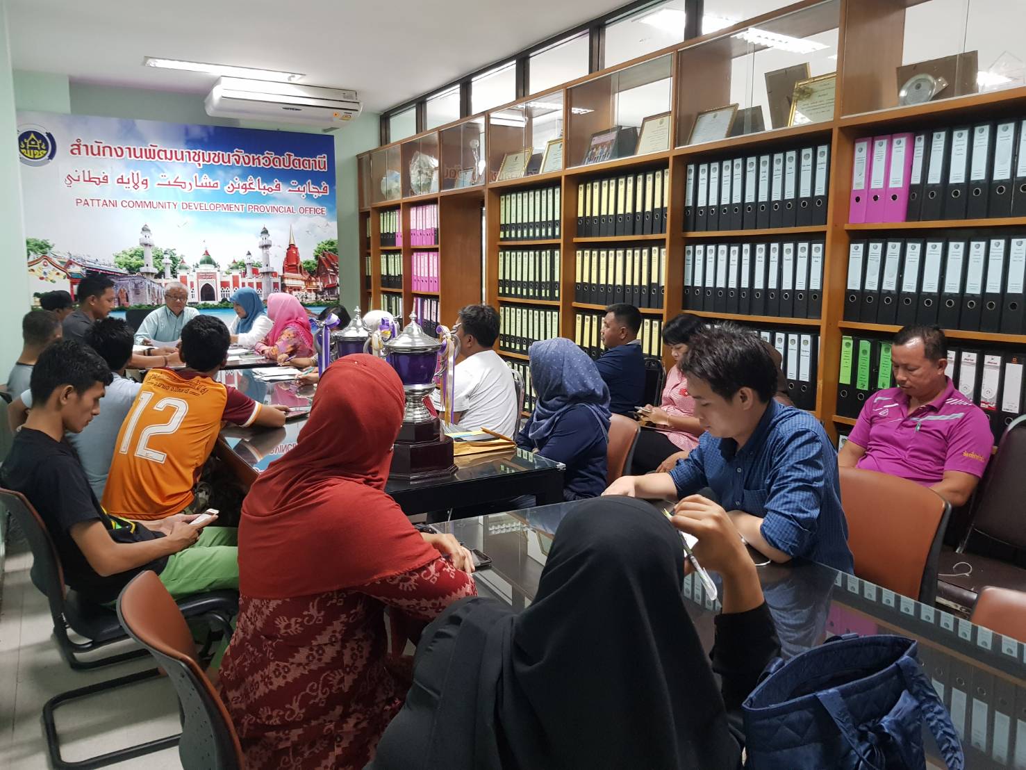 พช.ปัตตานี จัดประชุมเพื่อเตรียมความพร้อมโครงการกีฬาสร้างความสัมพันธ์ชายแดนใต้ (ระดับกลุ่มจังหวัด 5 จังหวัดชายแดนใต้) ประจำปี 2561